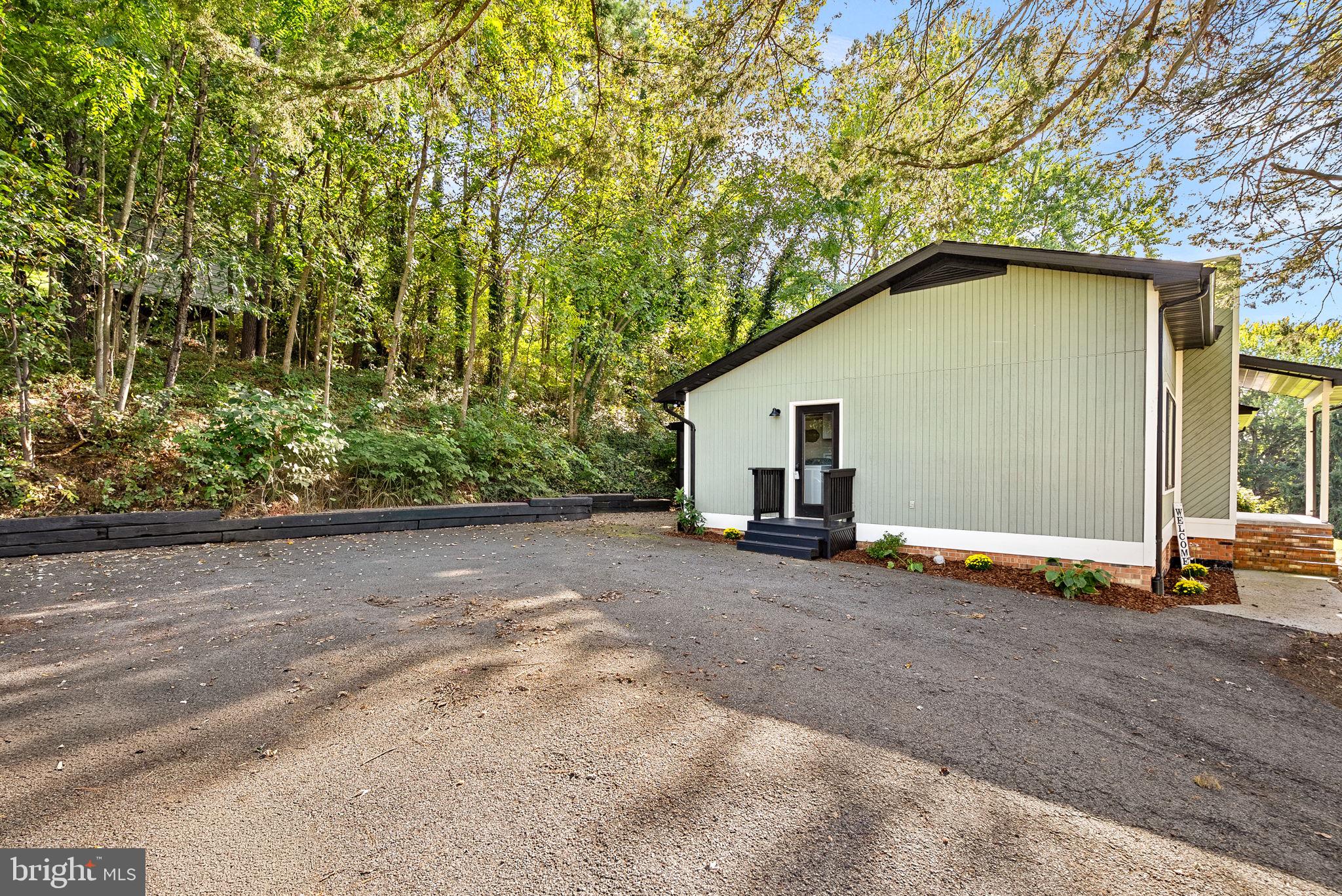 MADISON HEIGHTS - Residential Lease