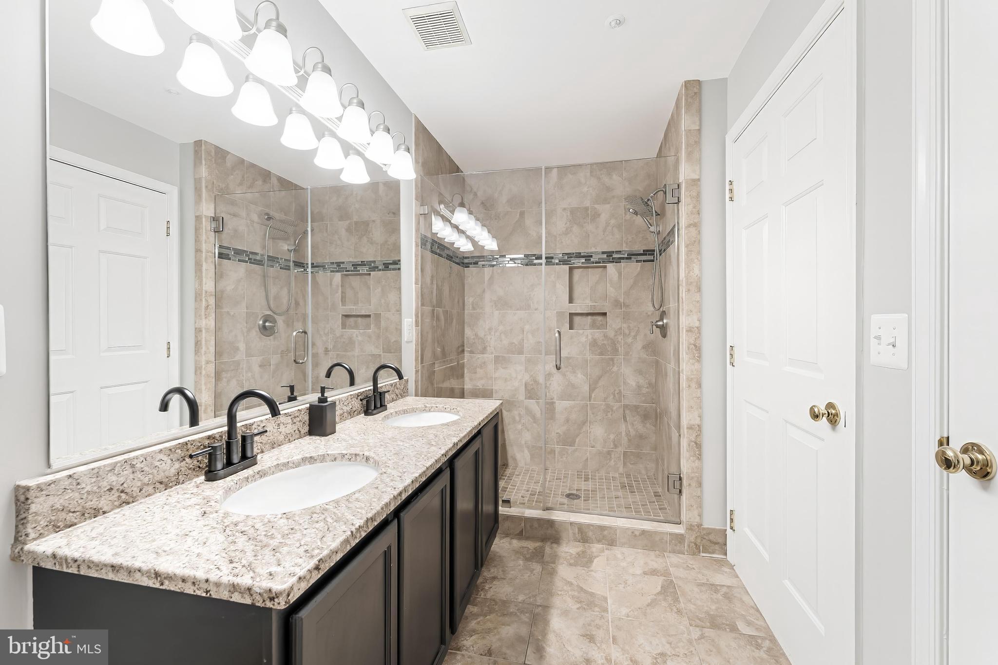 SANDERS MILL - Residential