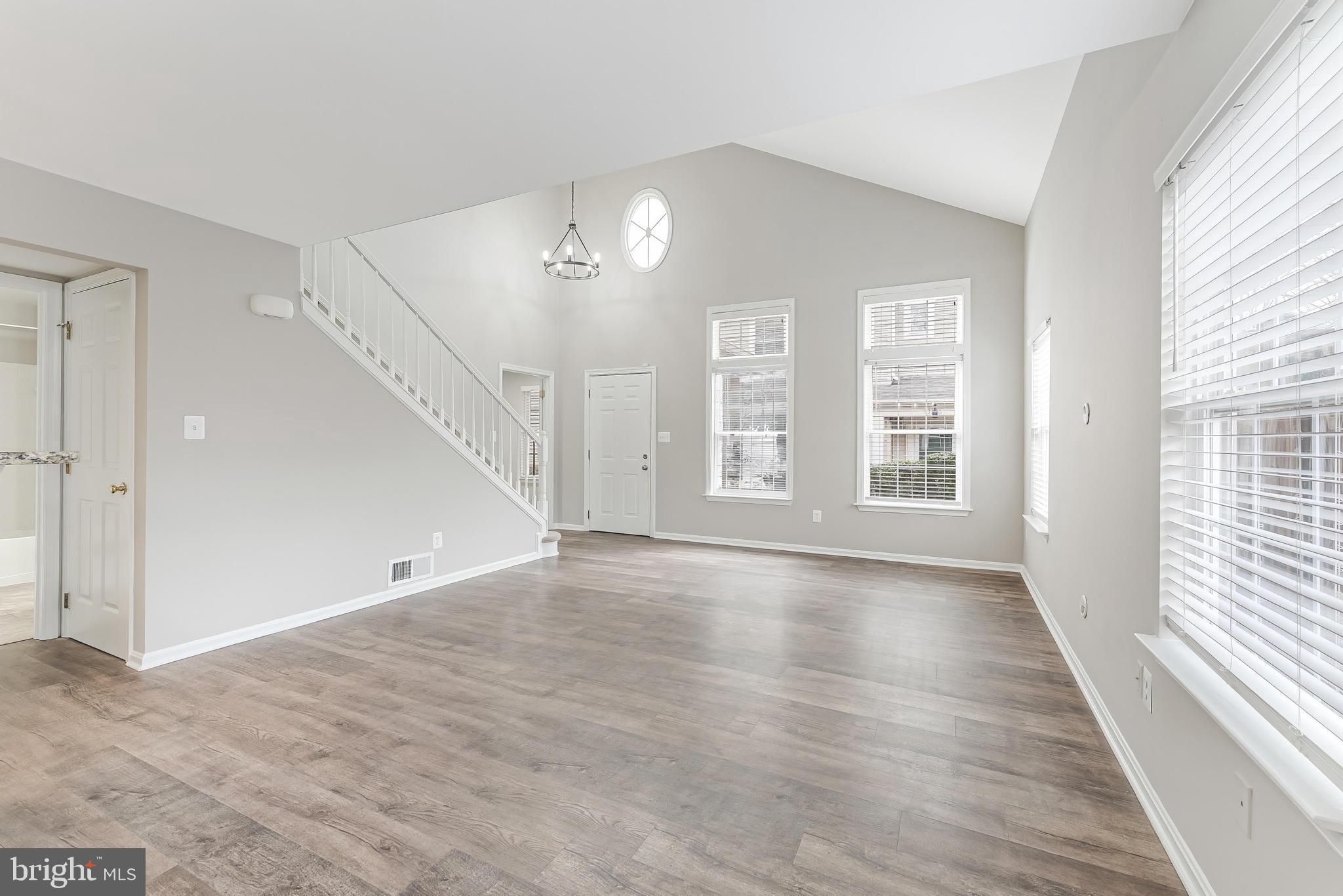 SANDERS MILL - Residential