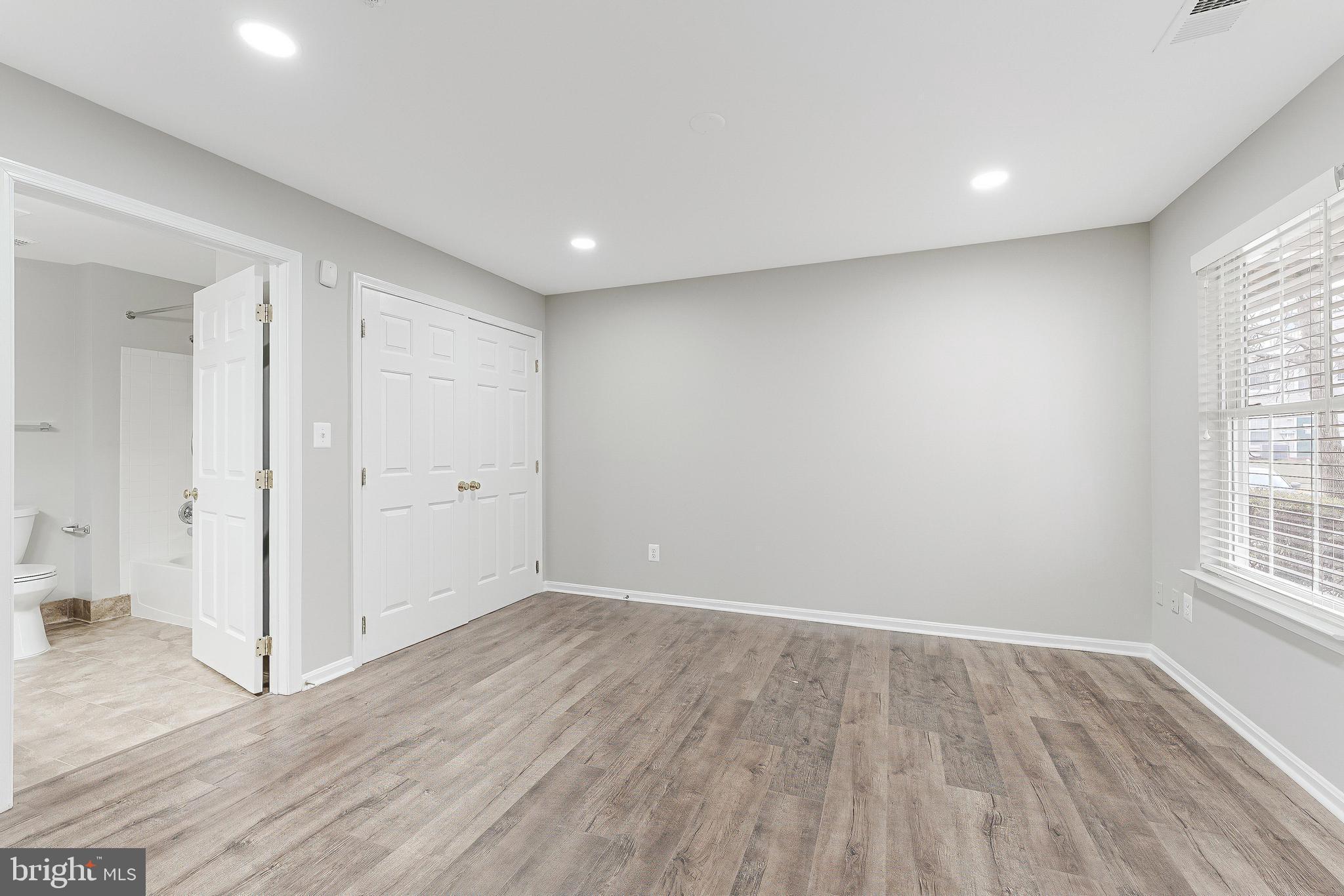 SANDERS MILL - Residential