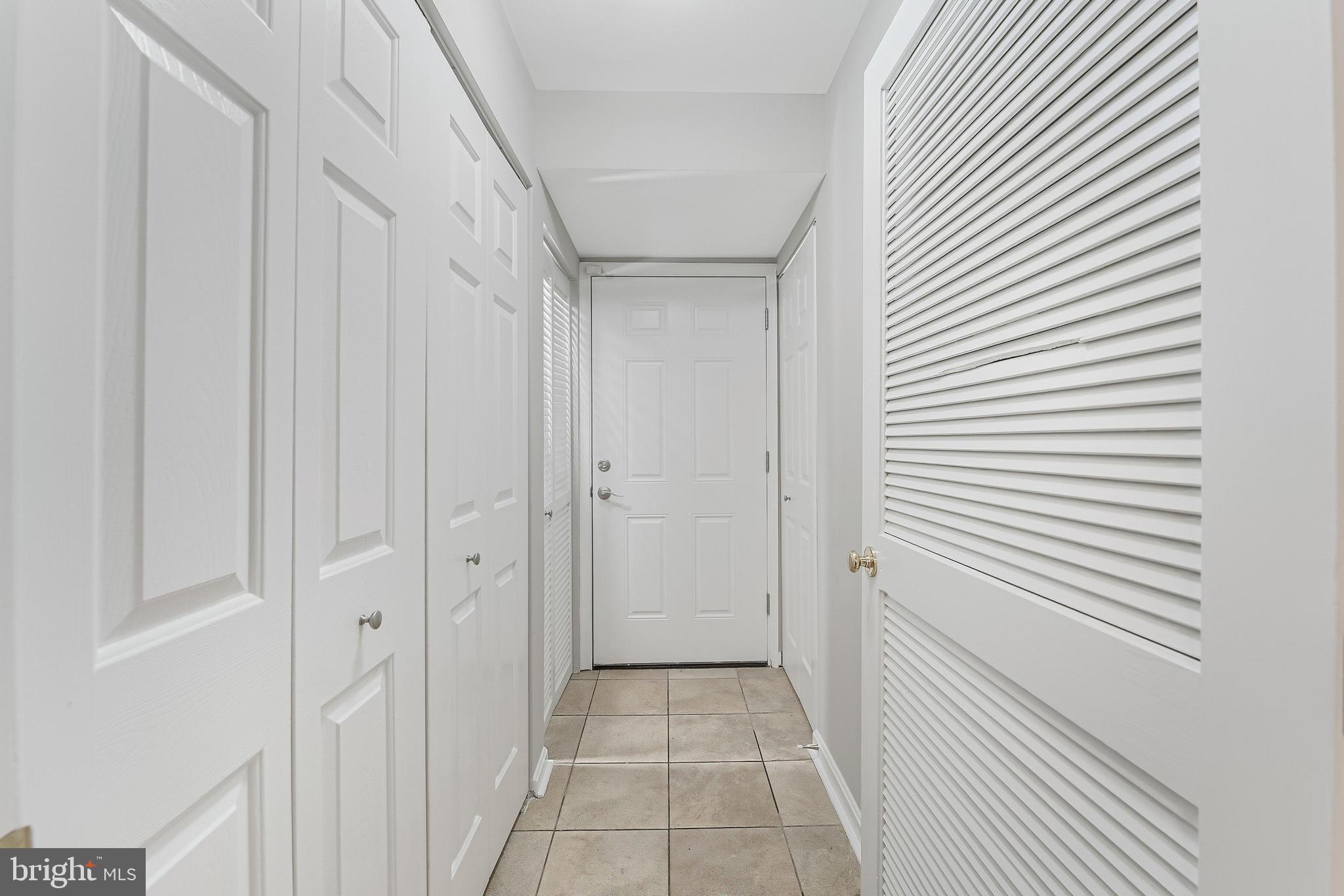 SANDERS MILL - Residential