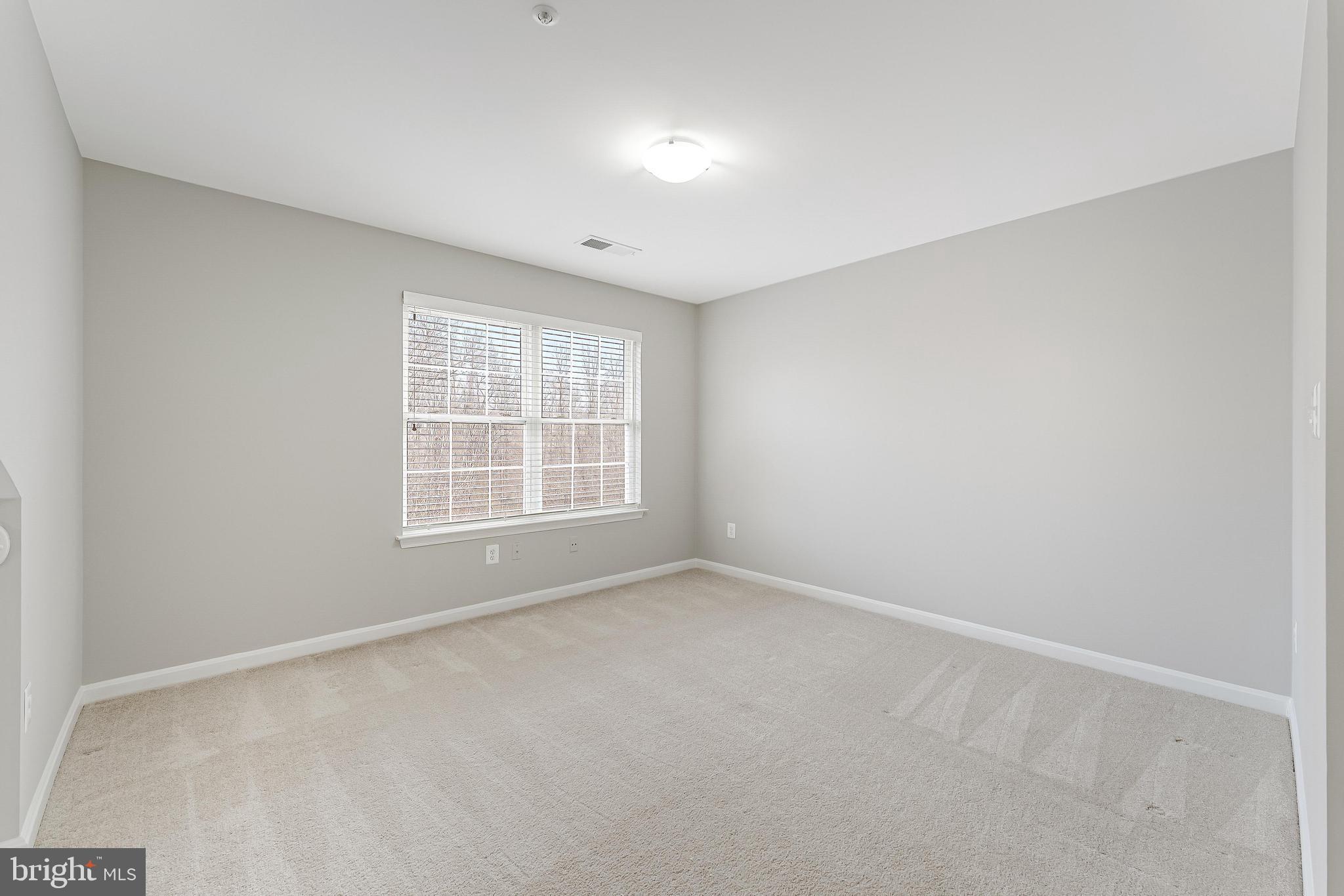 SANDERS MILL - Residential