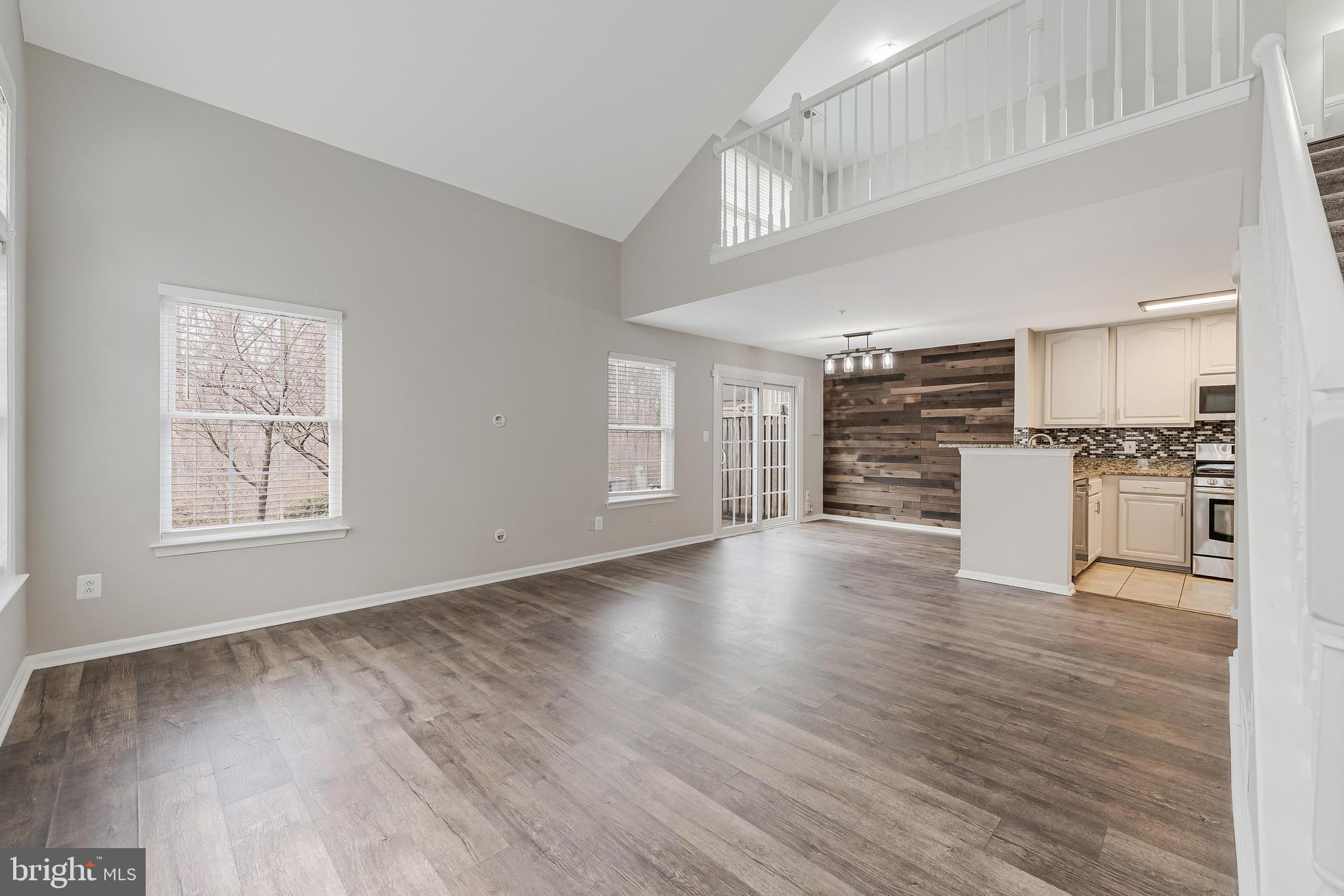 SANDERS MILL - Residential