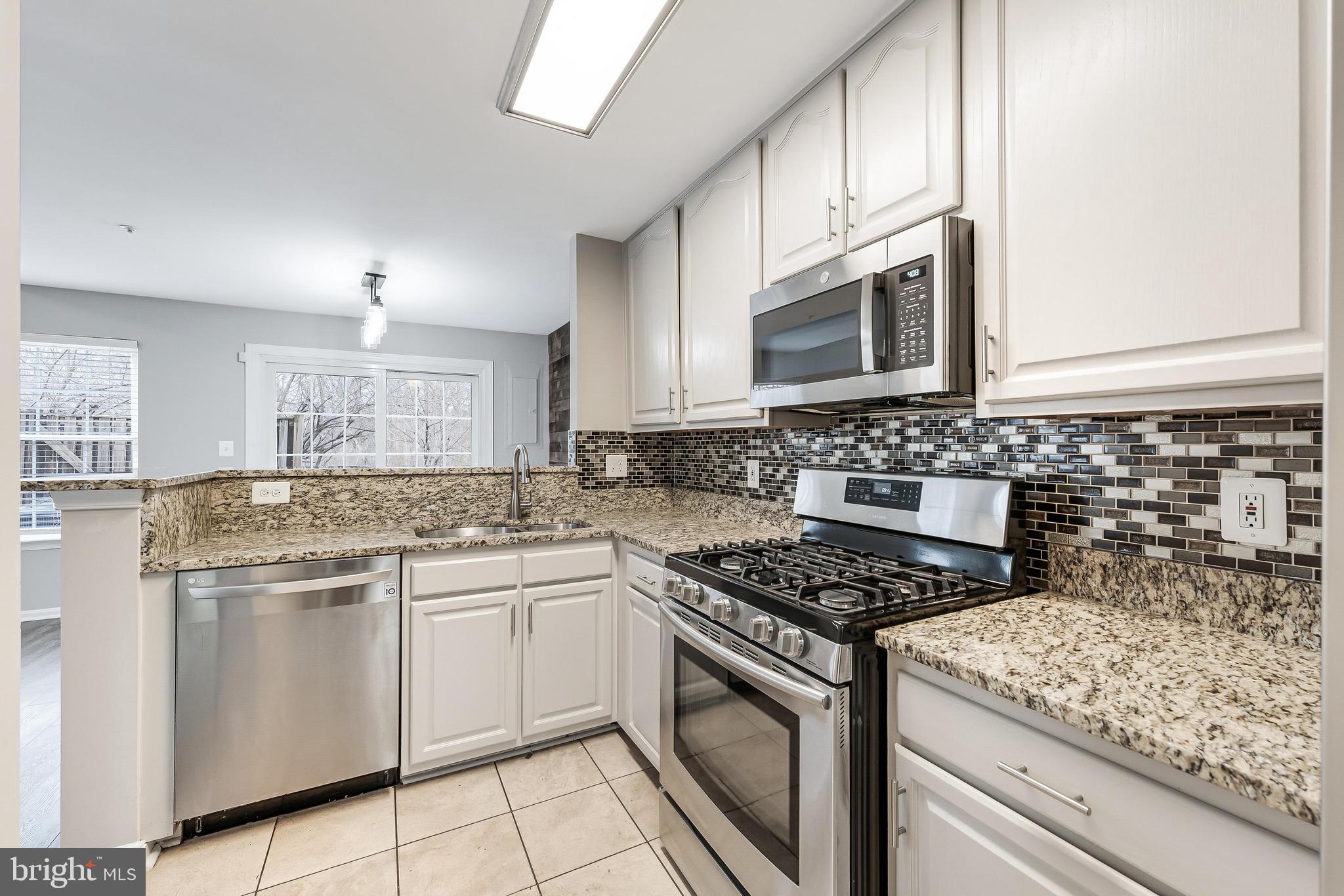 SANDERS MILL - Residential