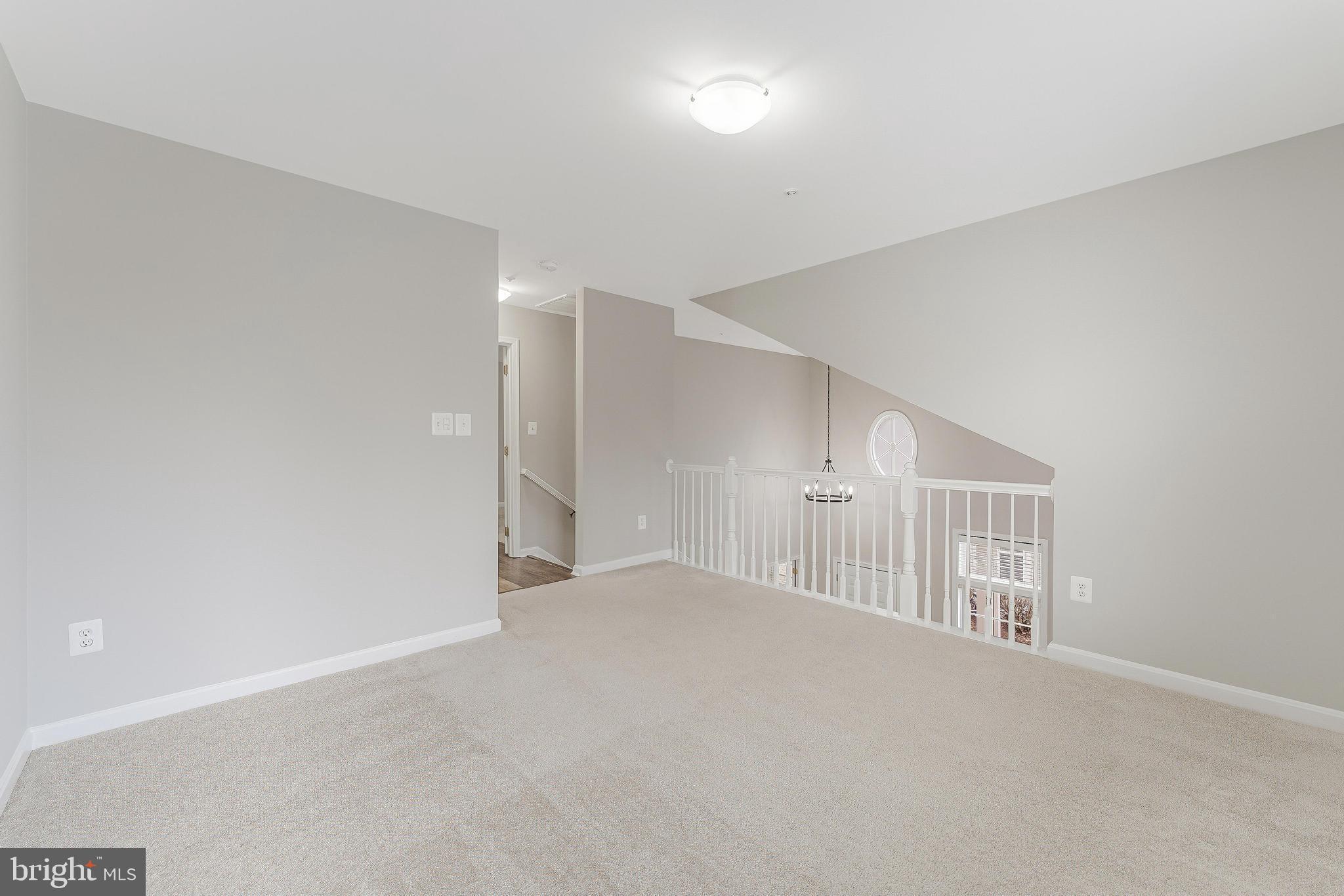 SANDERS MILL - Residential