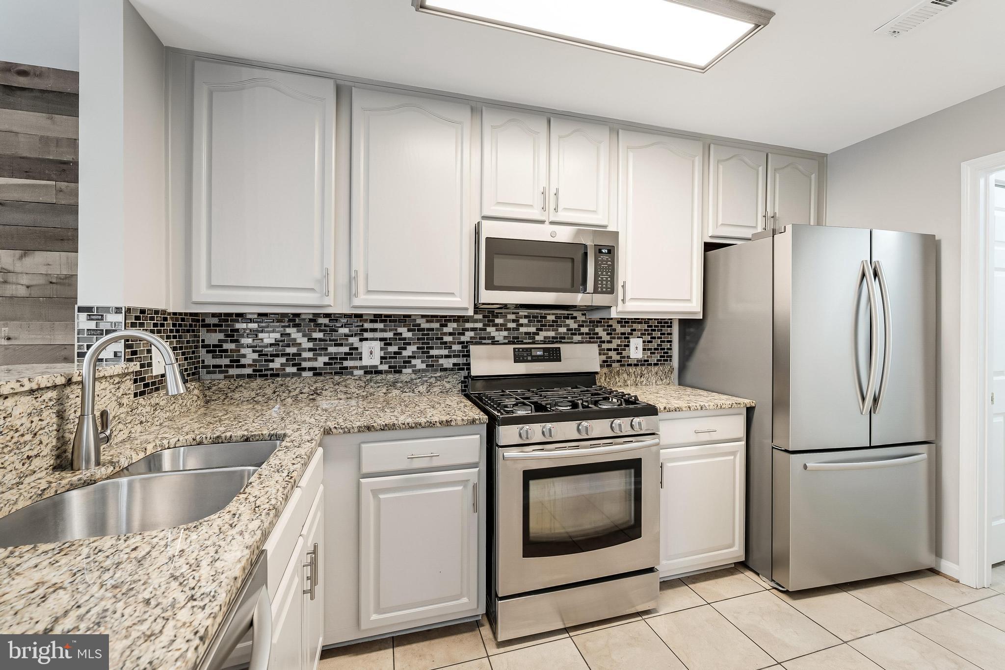 SANDERS MILL - Residential