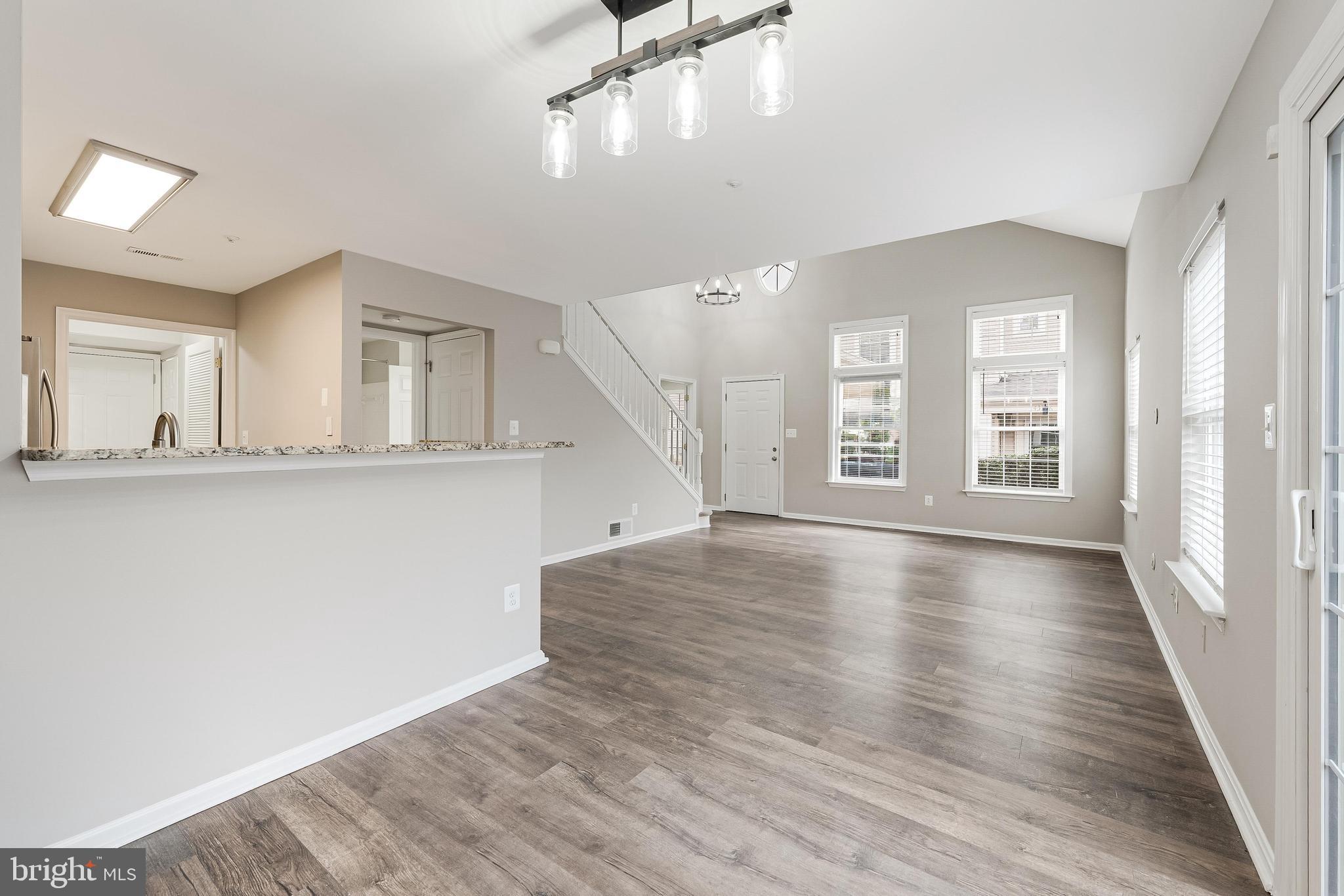 SANDERS MILL - Residential