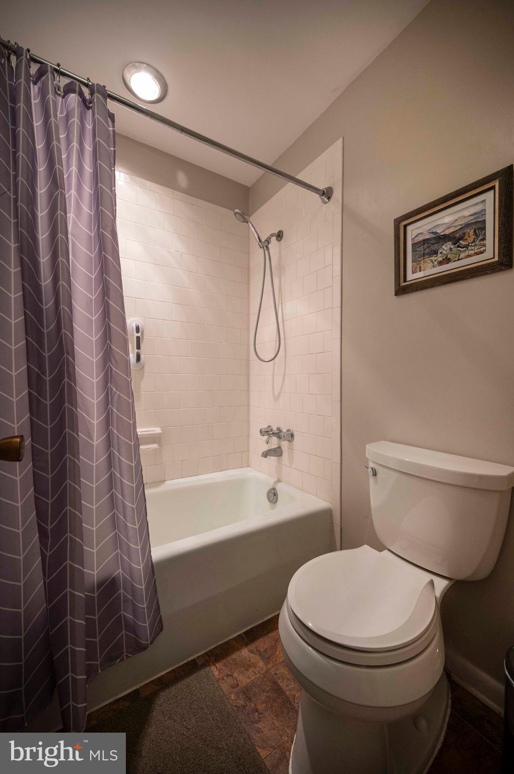 ASPEN EAST - Residential