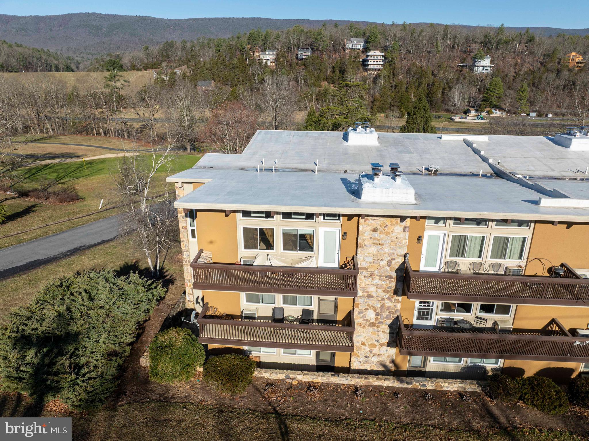 ASPEN EAST - Residential