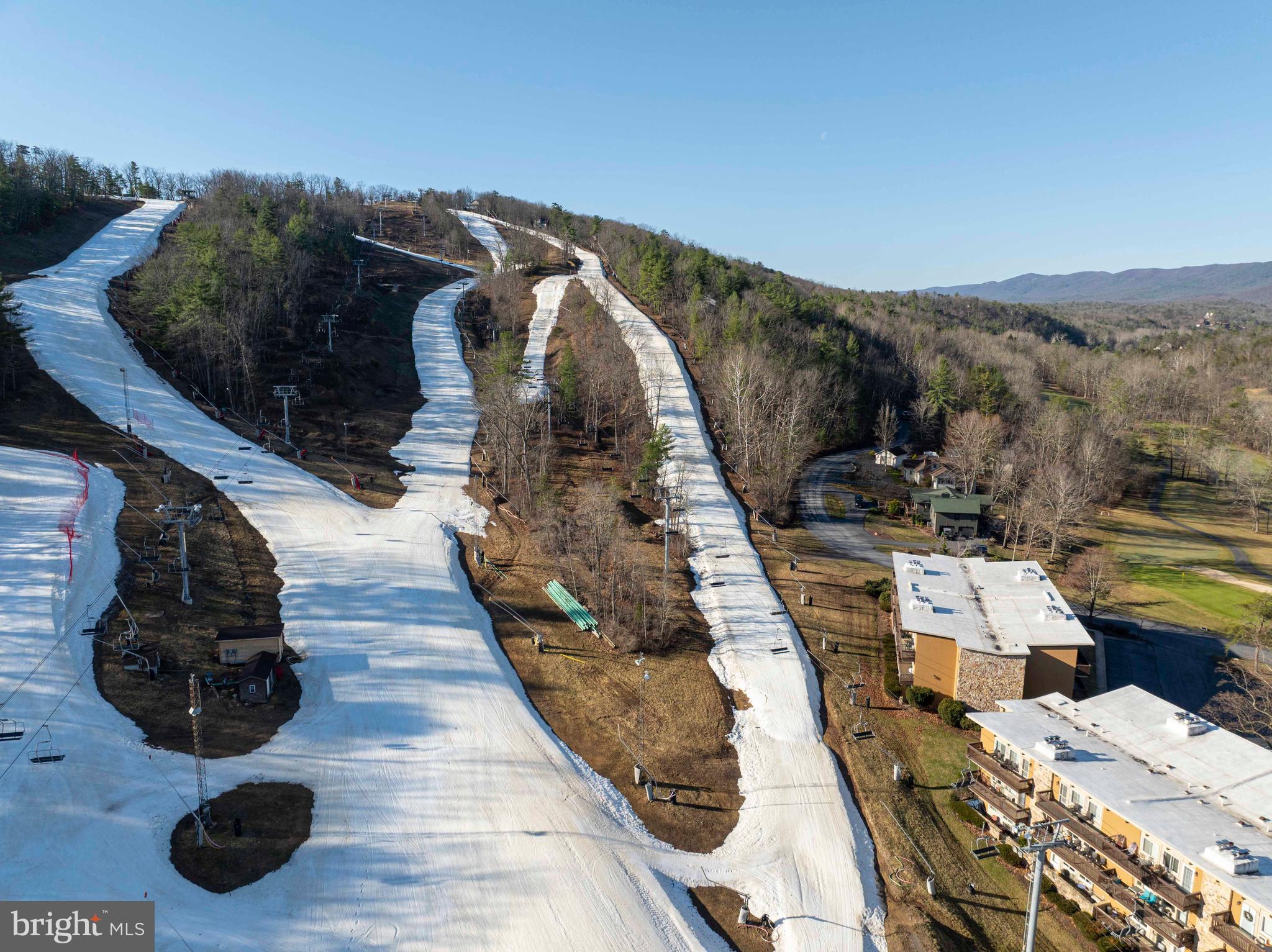 ASPEN EAST - Residential