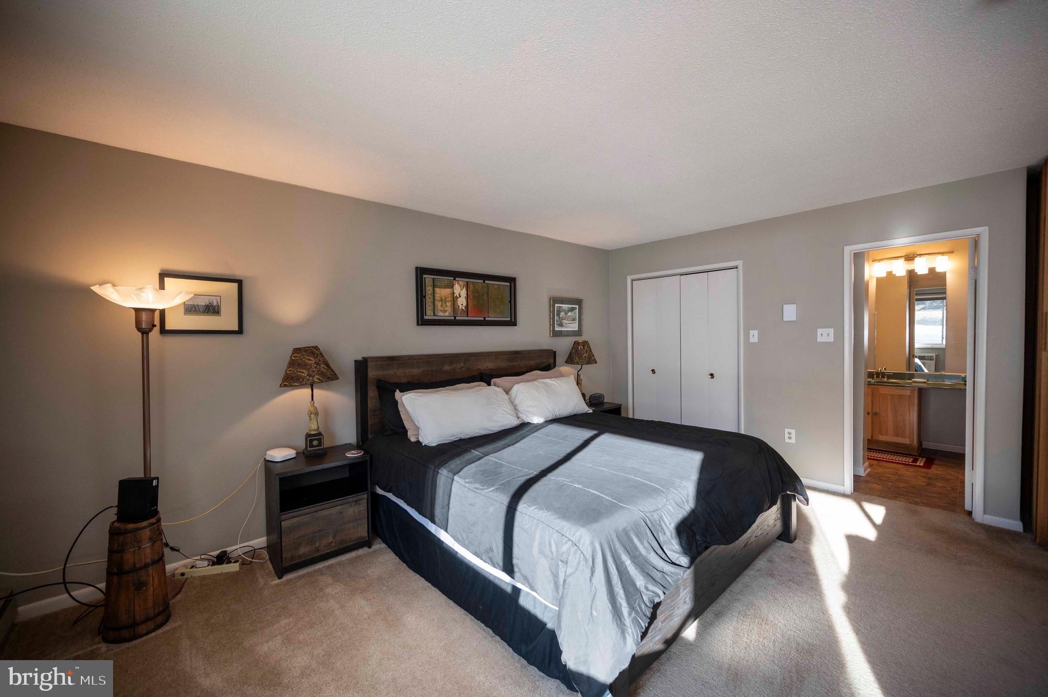 ASPEN EAST - Residential