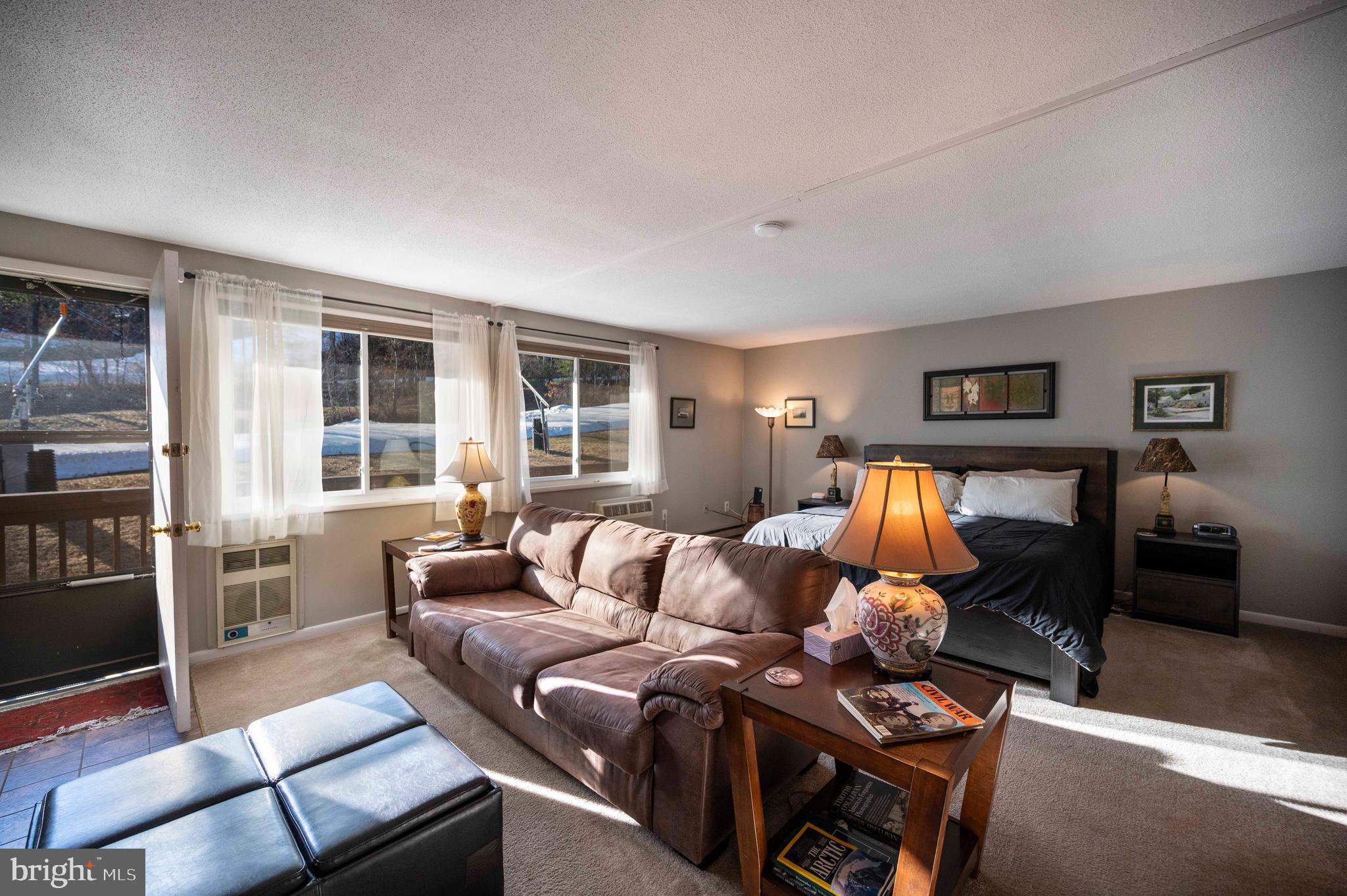 ASPEN EAST - Residential