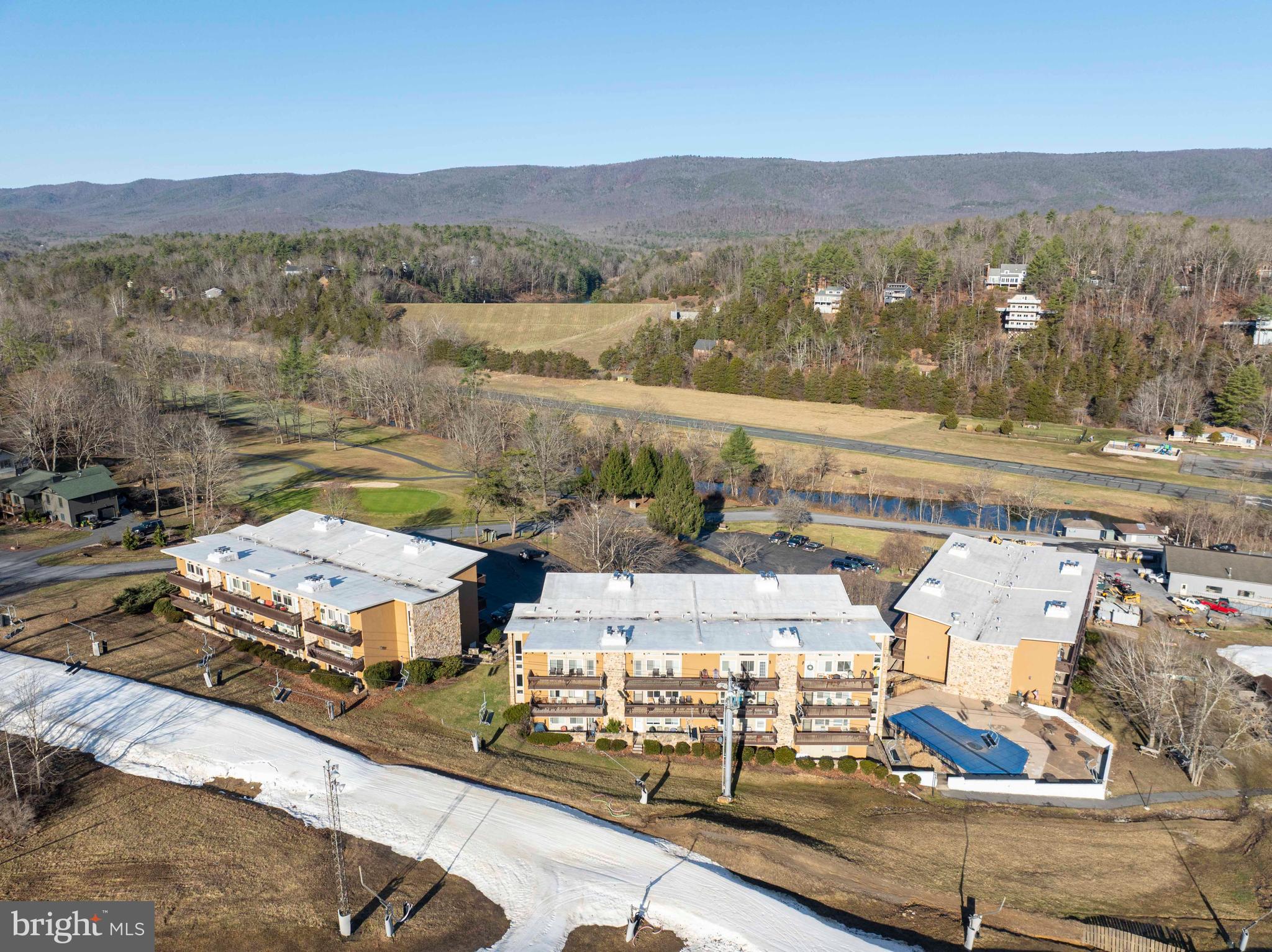 ASPEN EAST - Residential