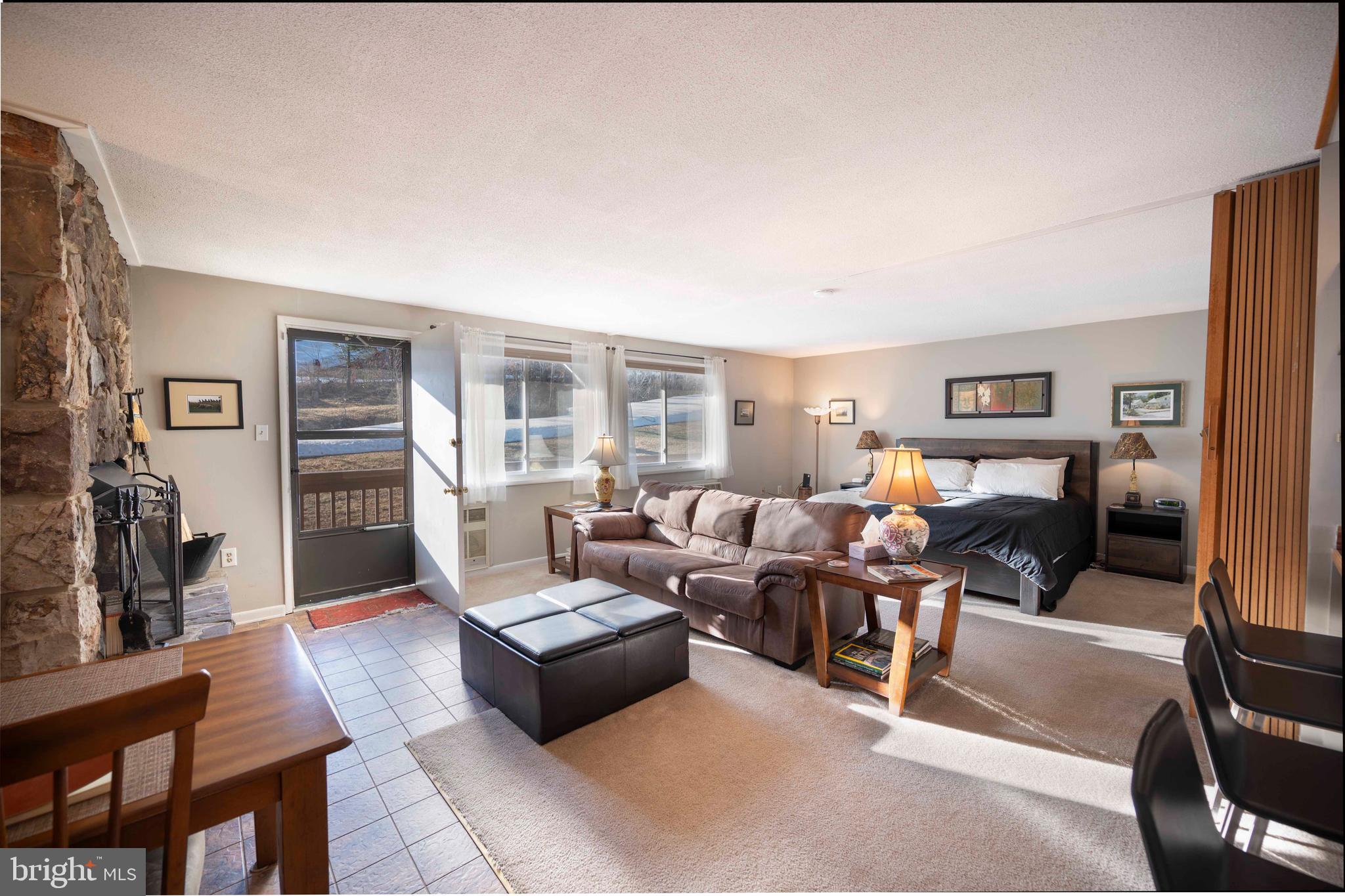 ASPEN EAST - Residential