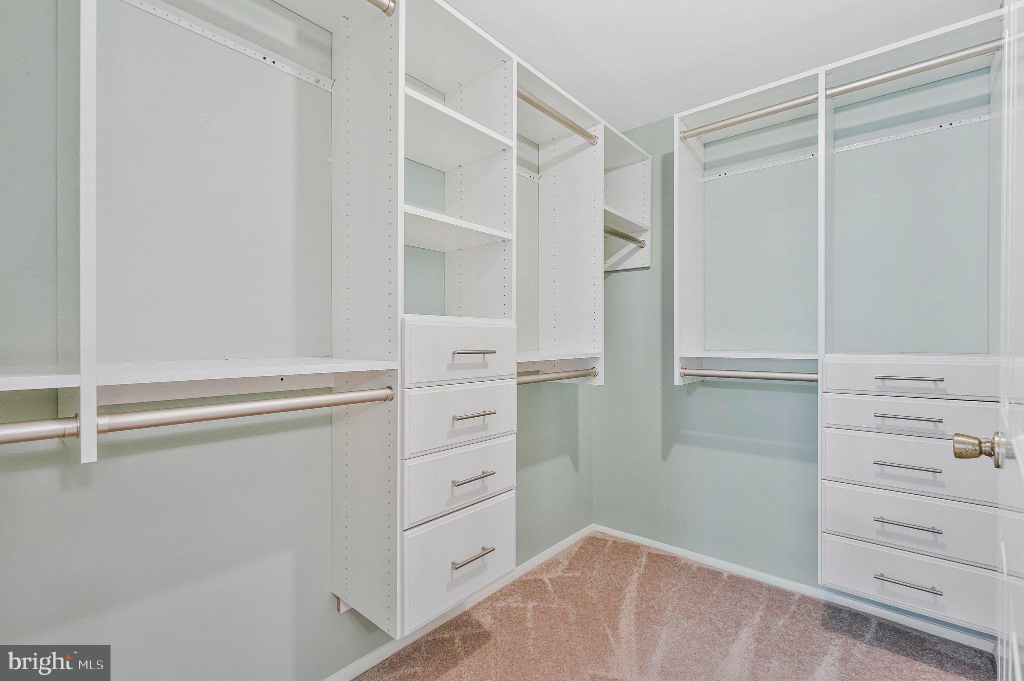 FRANKLIN FARM - Residential