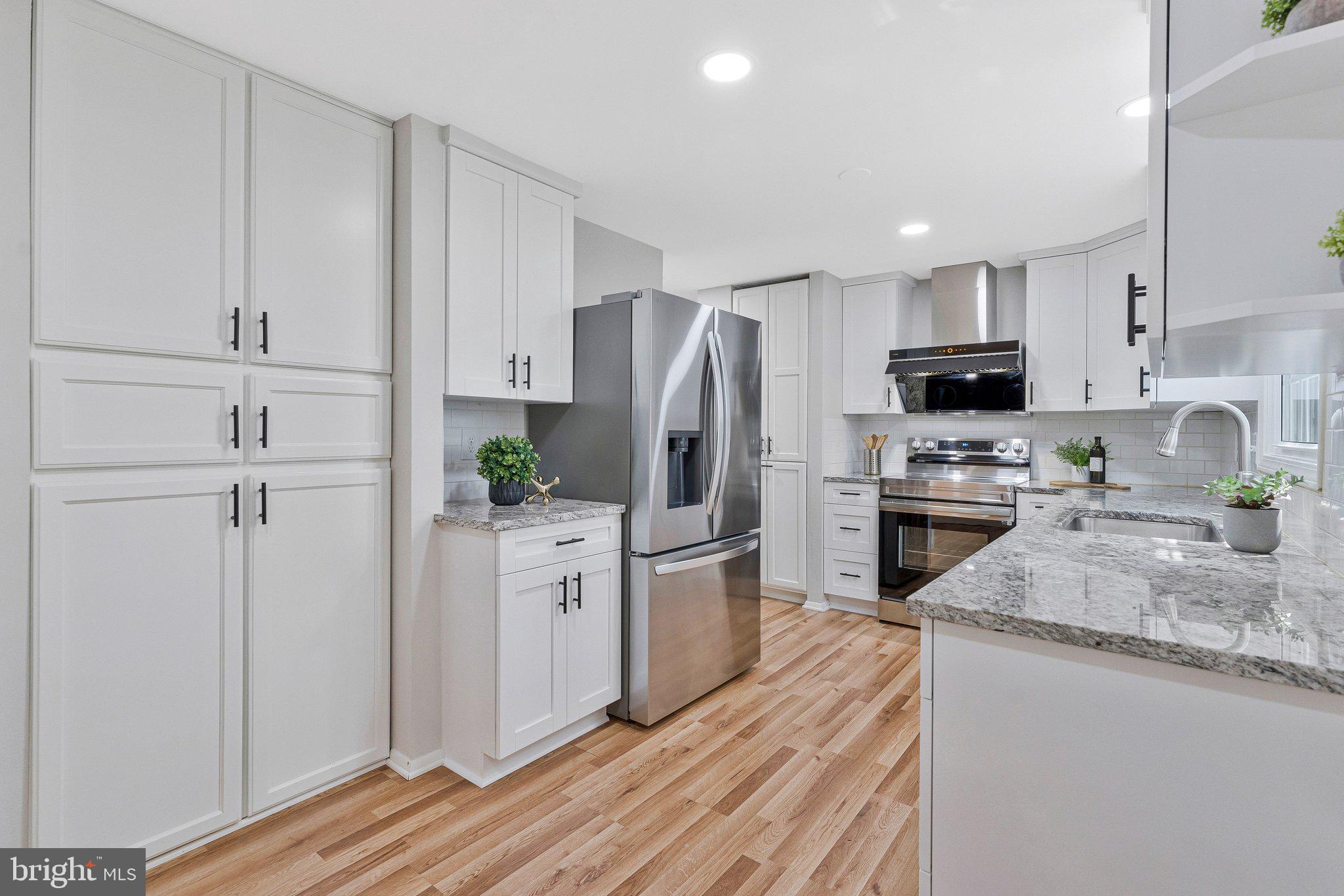 FRANKLIN FARM - Residential