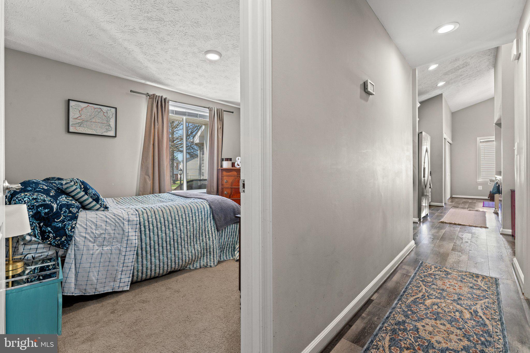 FAIRMONT - Residential