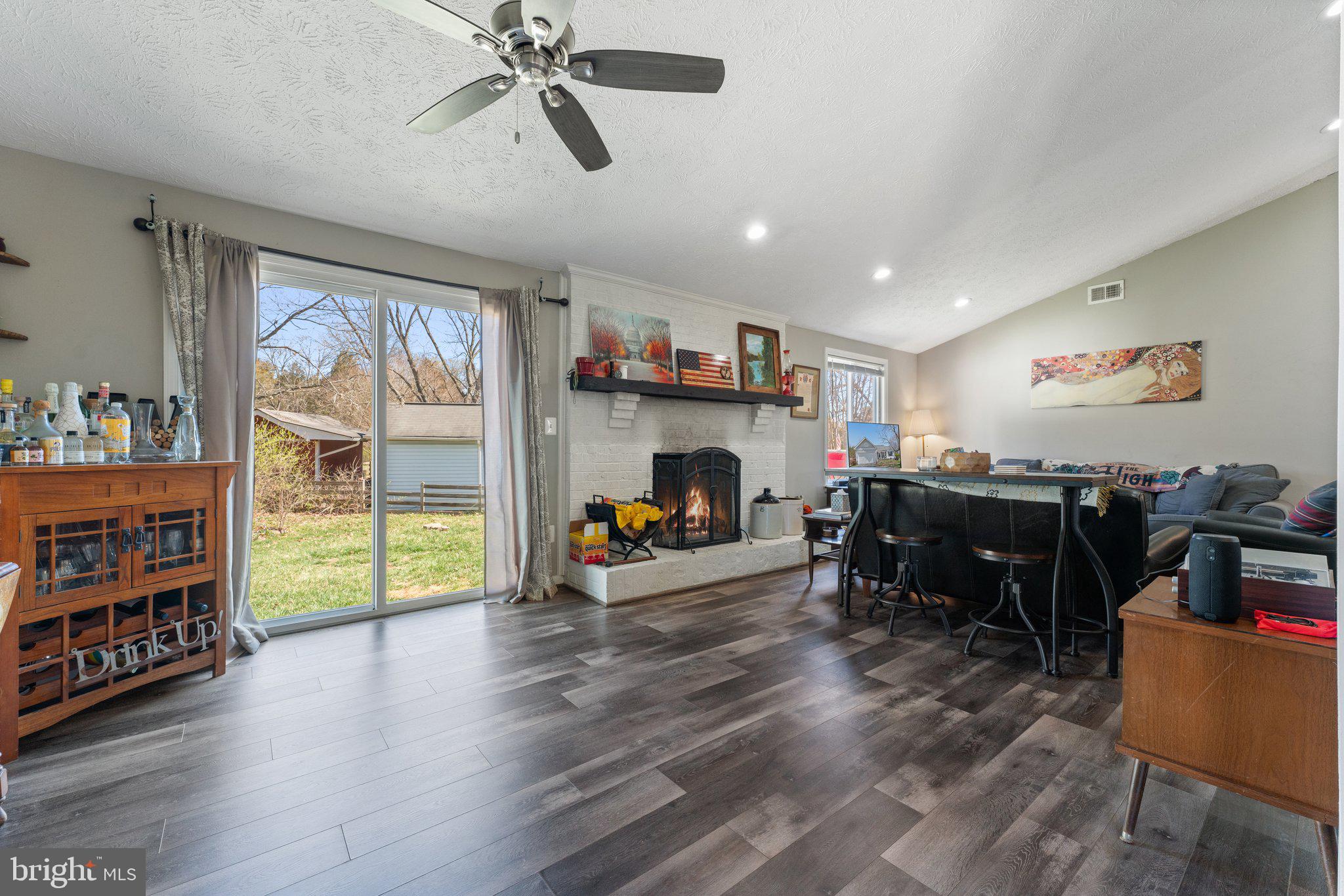 FAIRMONT - Residential