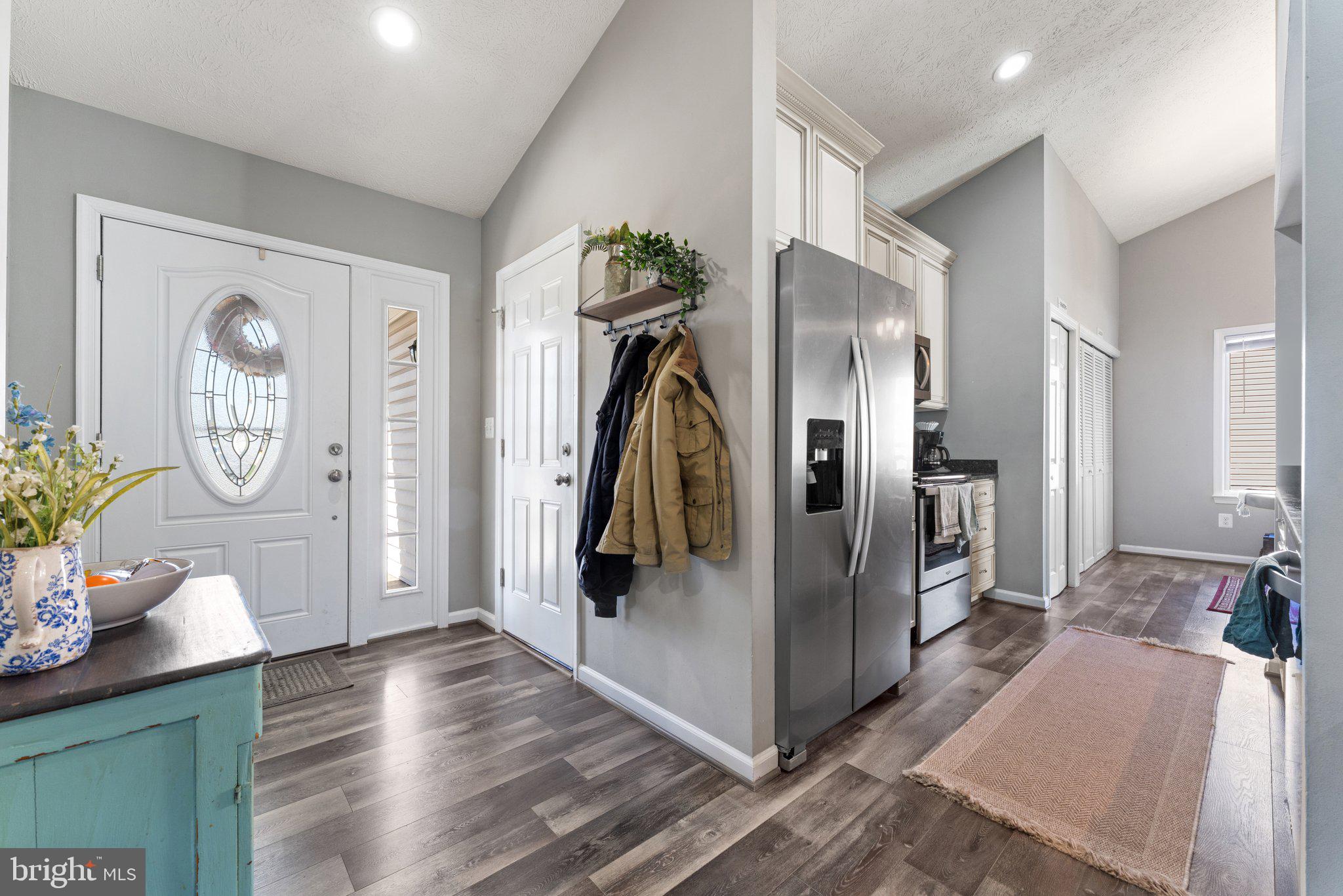 FAIRMONT - Residential