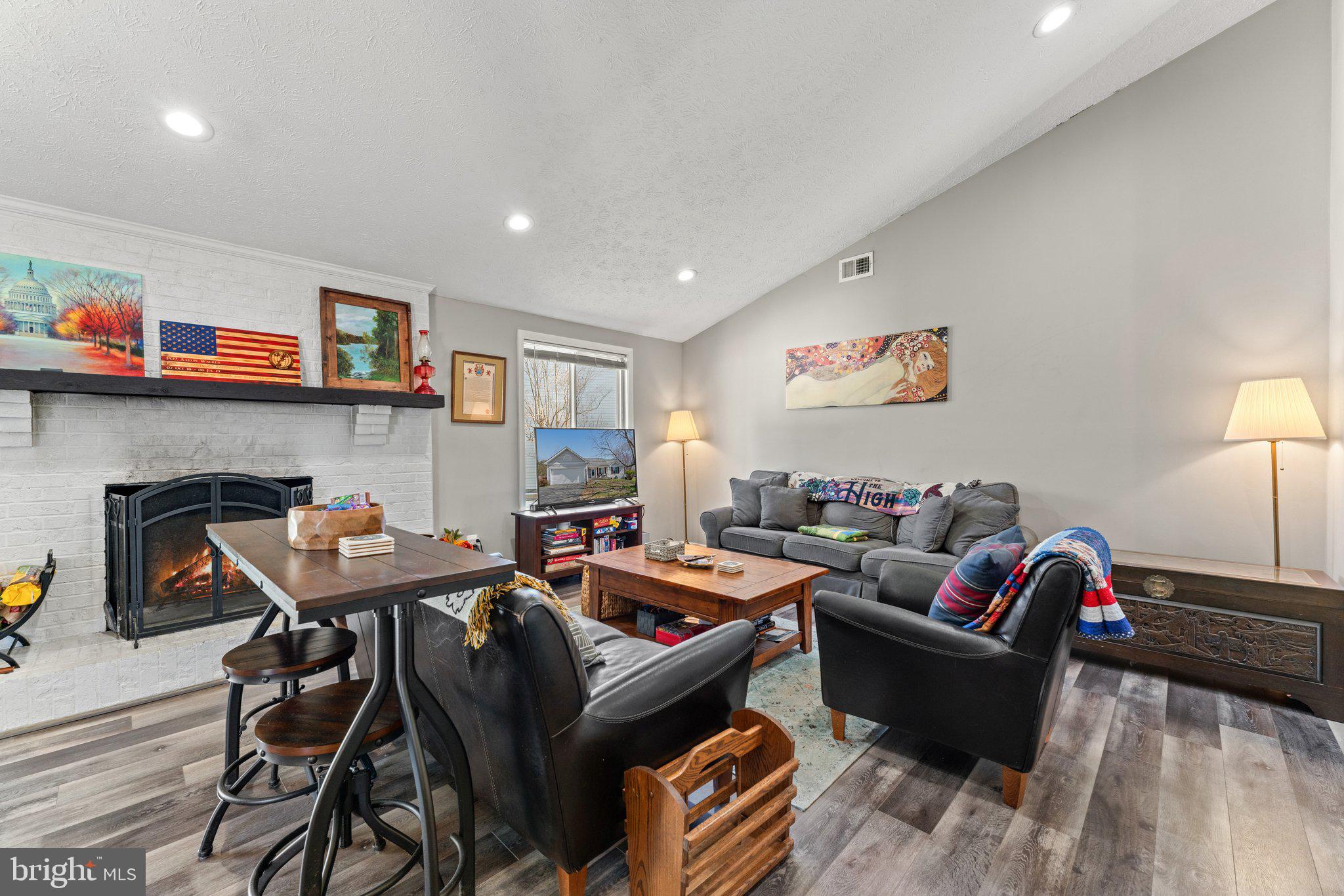 FAIRMONT - Residential