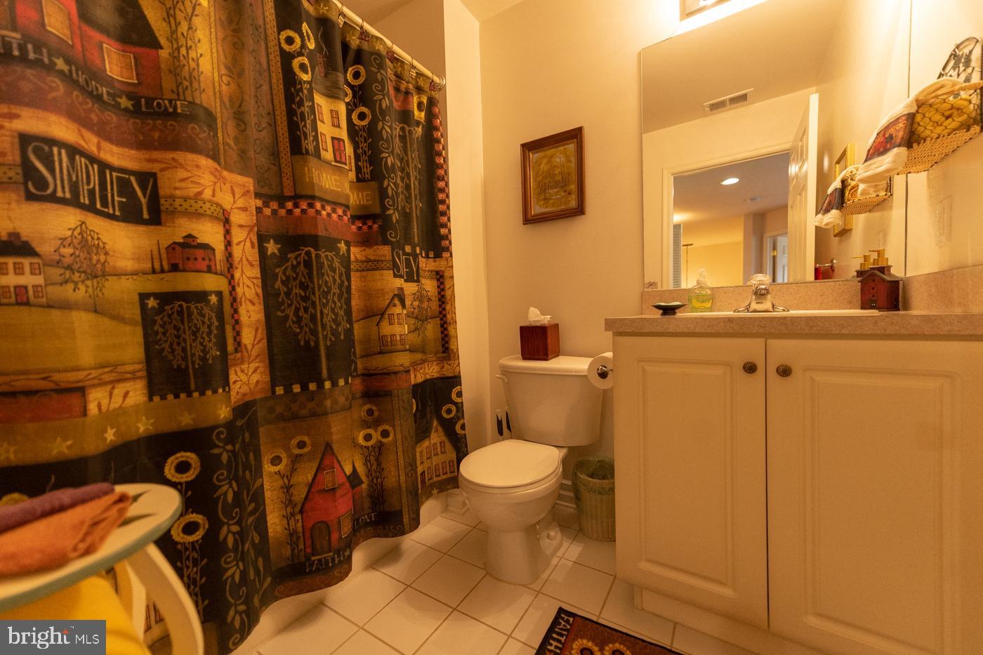 COUNTRY CLASSICS - Residential