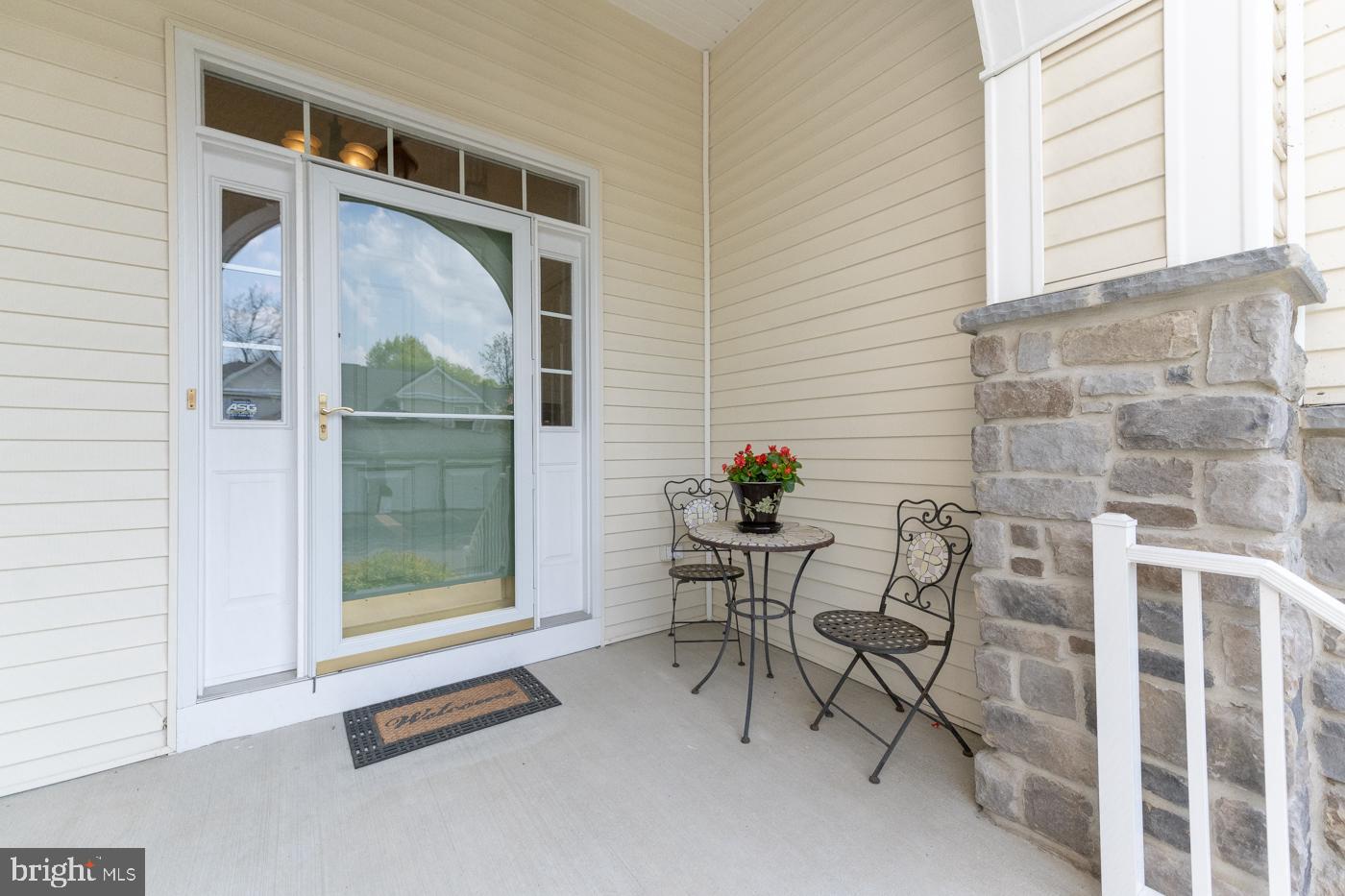 COUNTRY CLASSICS - Residential