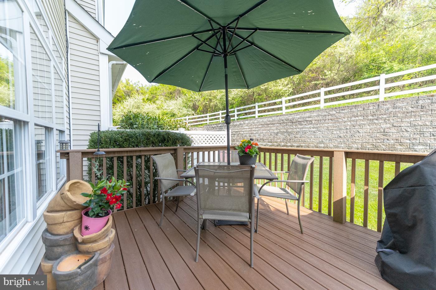 COUNTRY CLASSICS - Residential