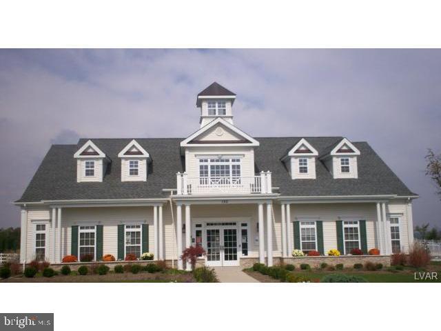 COUNTRY CLASSICS - Residential