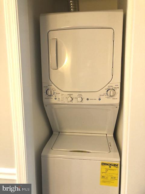 CAMBRIDGE COURTS - Residential Lease