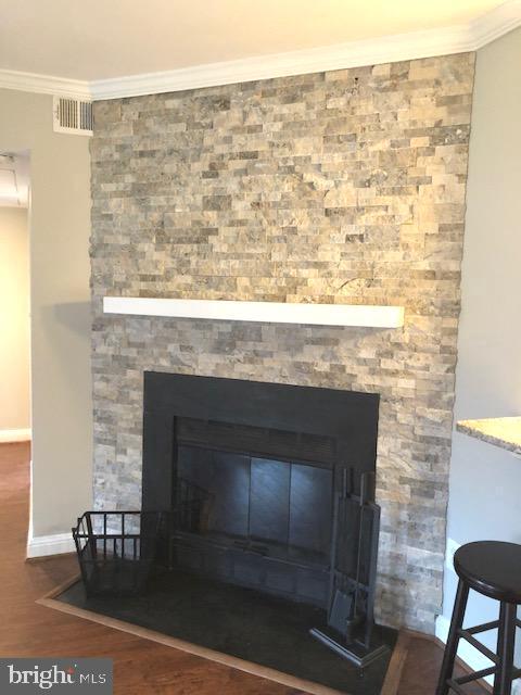 CAMBRIDGE COURTS - Residential Lease