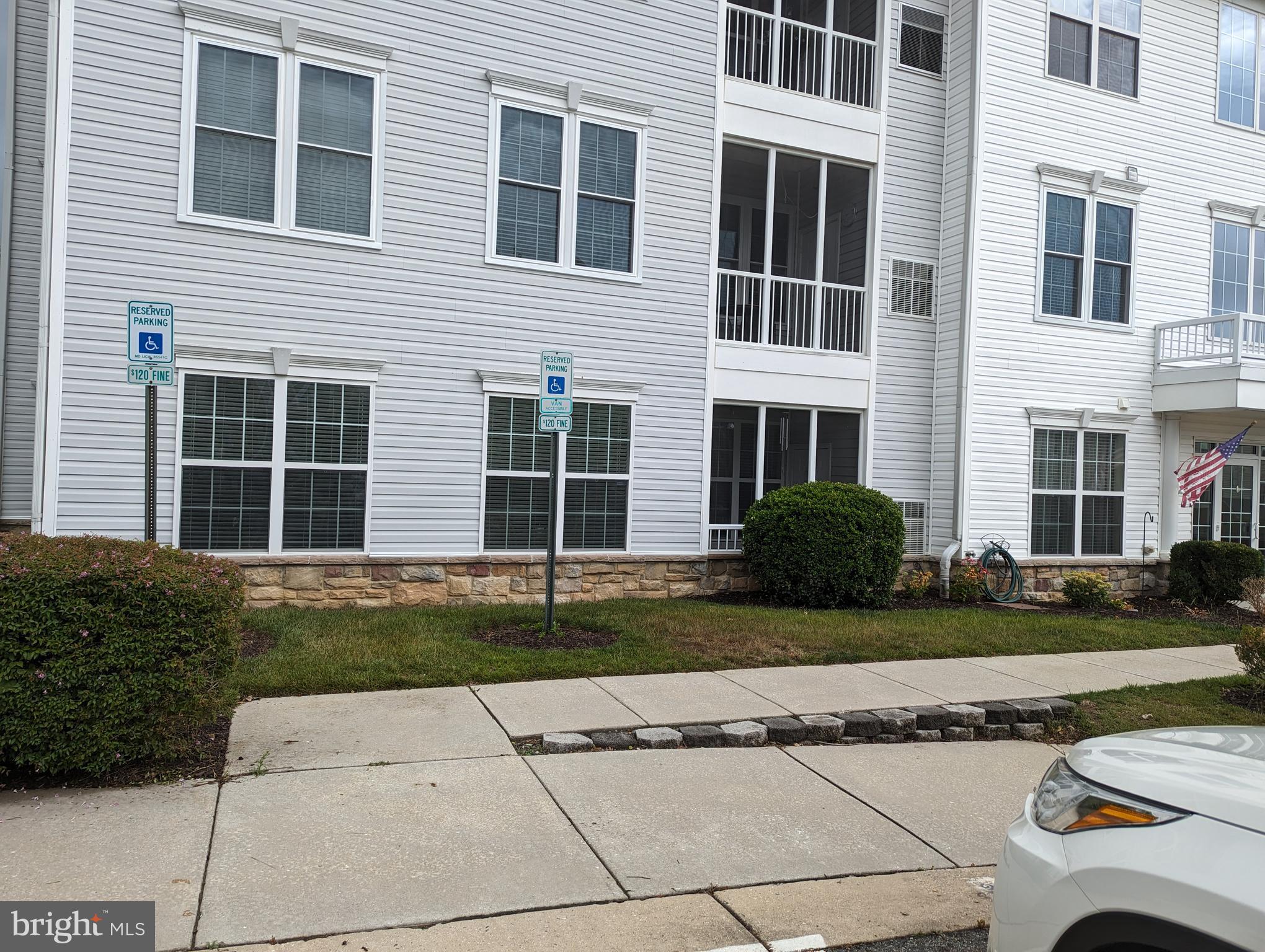 MONMOUTH MEADOWS - Residential