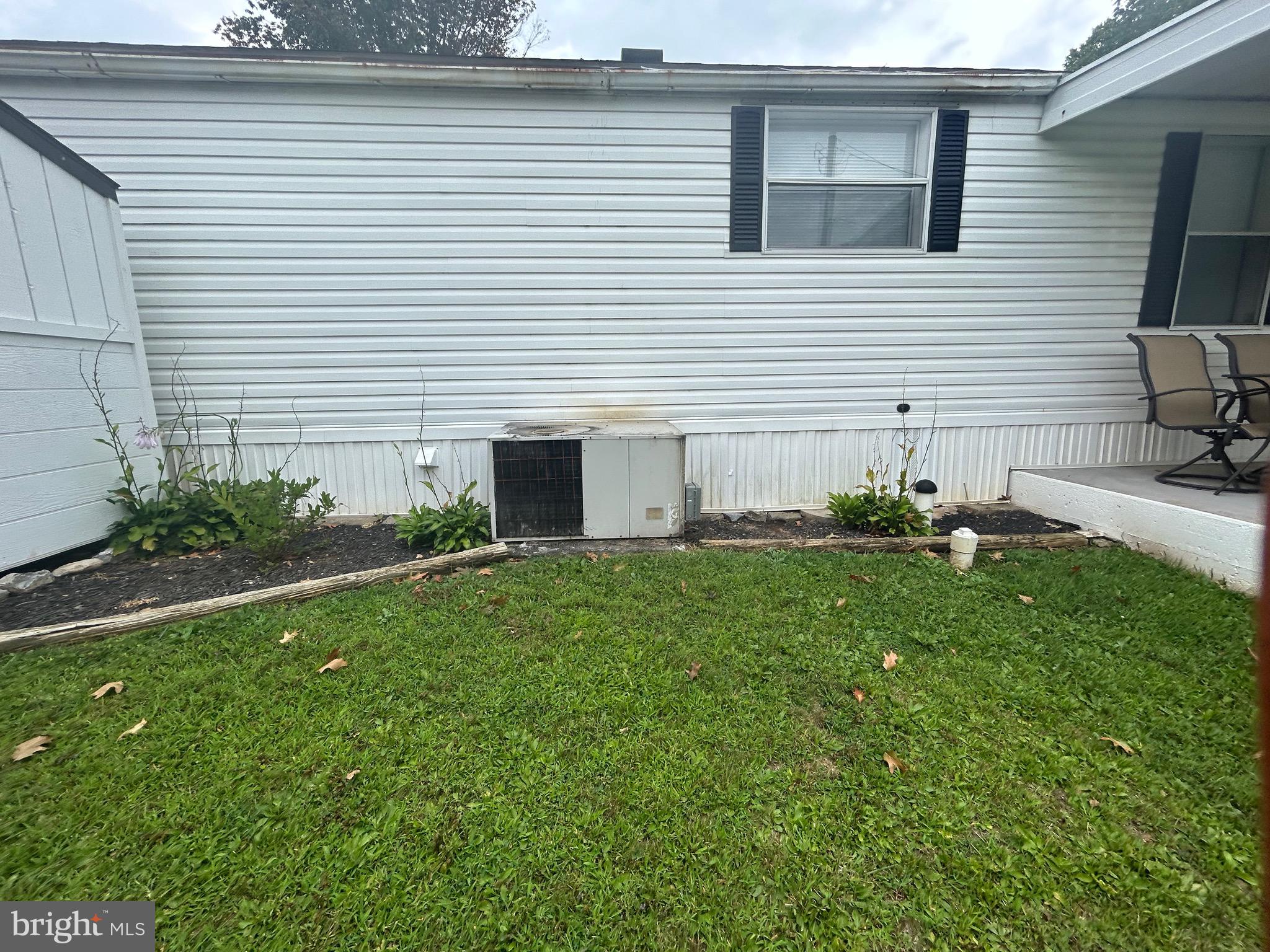 PALMDALE MOBILE HOME PARK - Residential