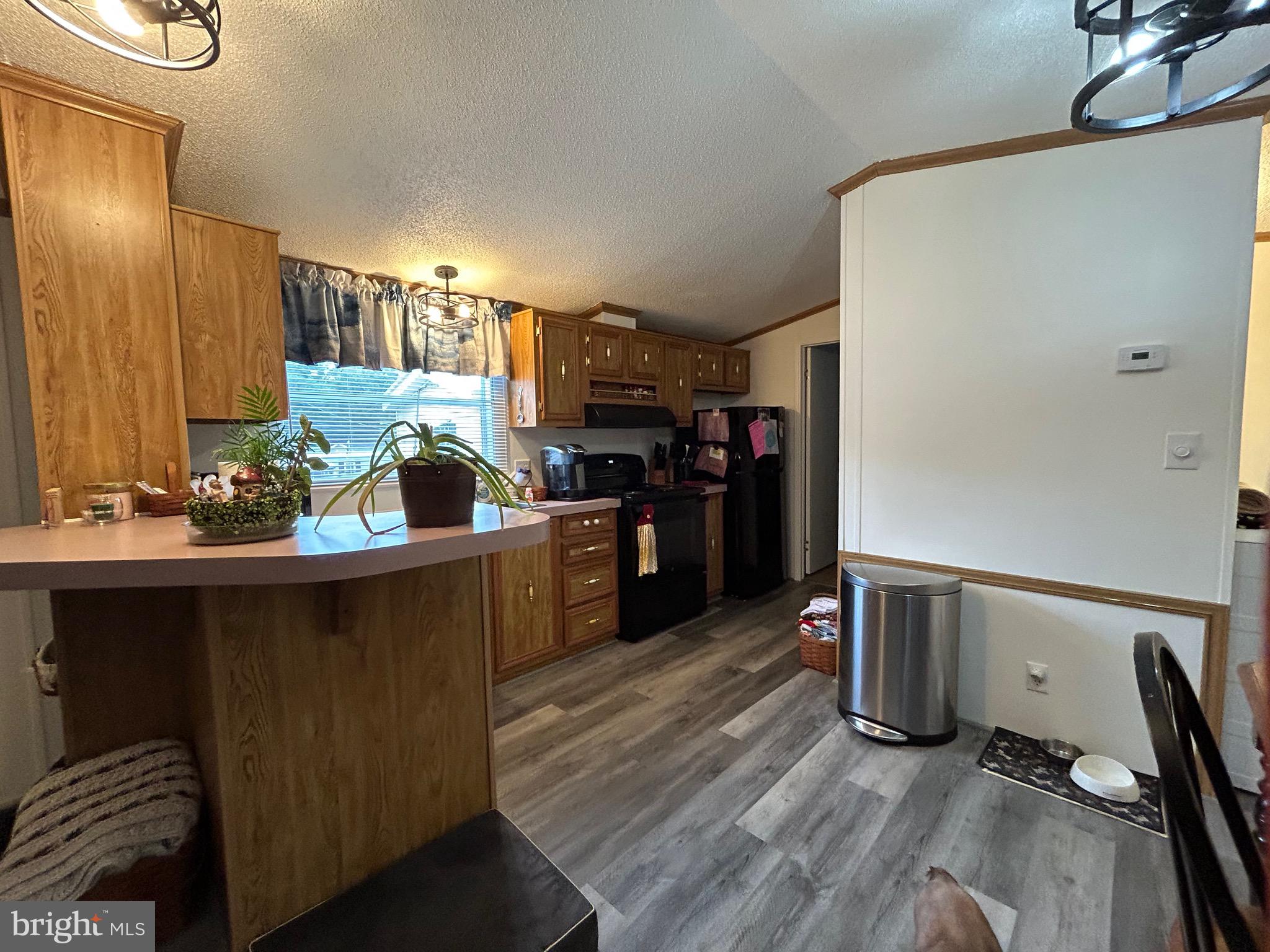 PALMDALE MOBILE HOME PARK - Residential