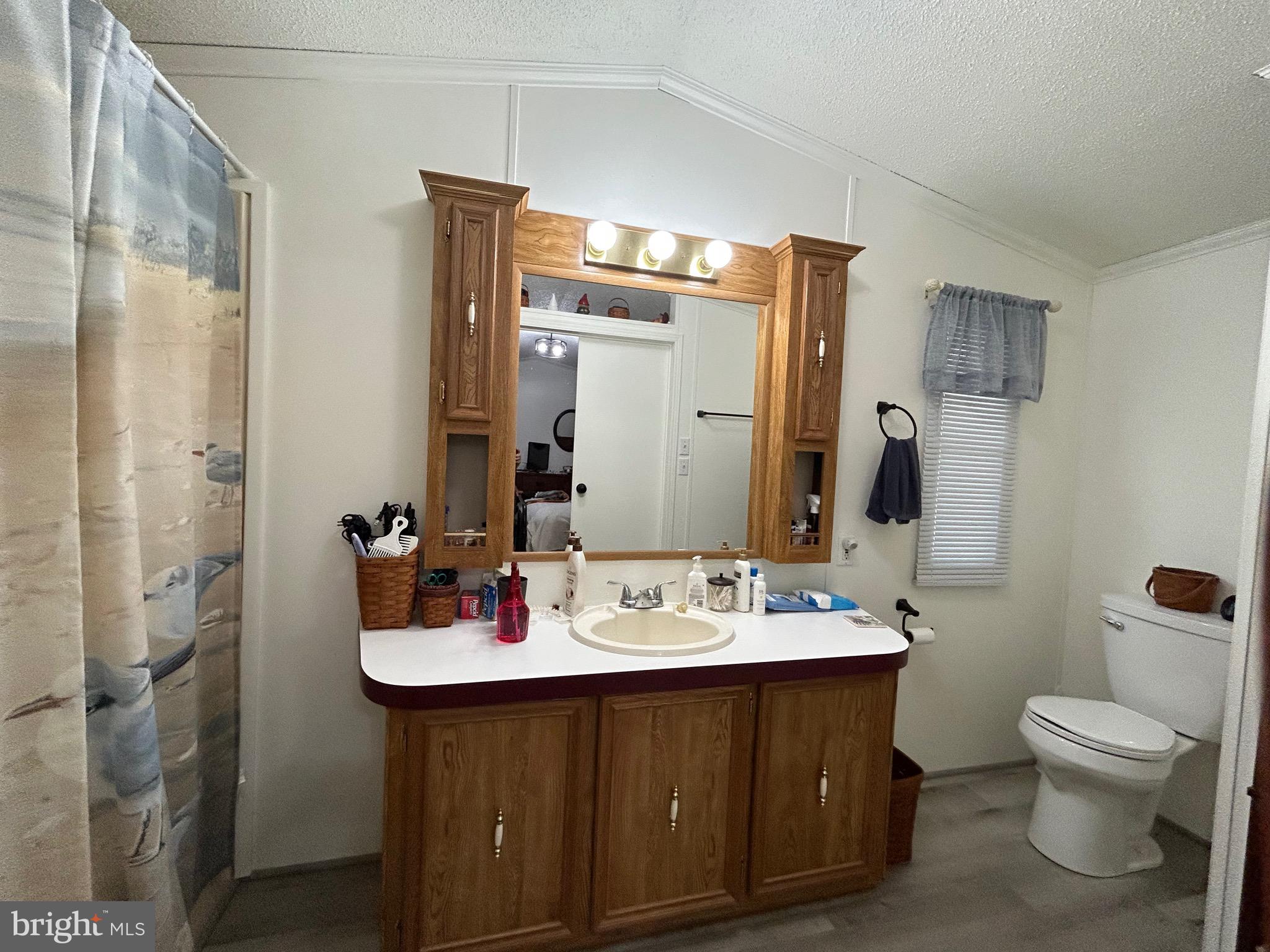 PALMDALE MOBILE HOME PARK - Residential