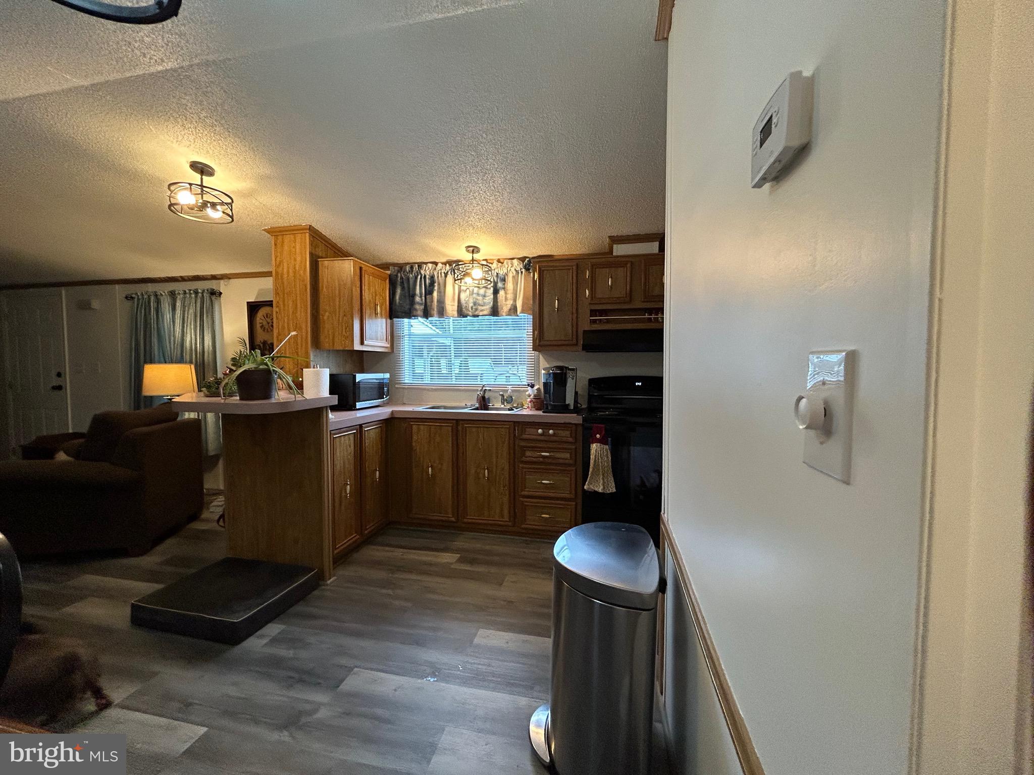 PALMDALE MOBILE HOME PARK - Residential