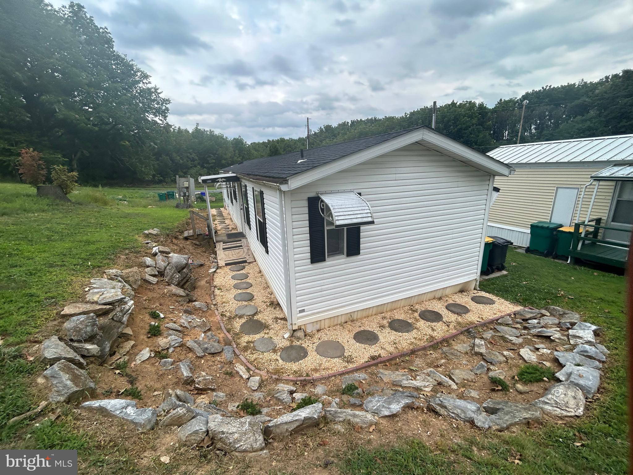 PALMDALE MOBILE HOME PARK - Residential