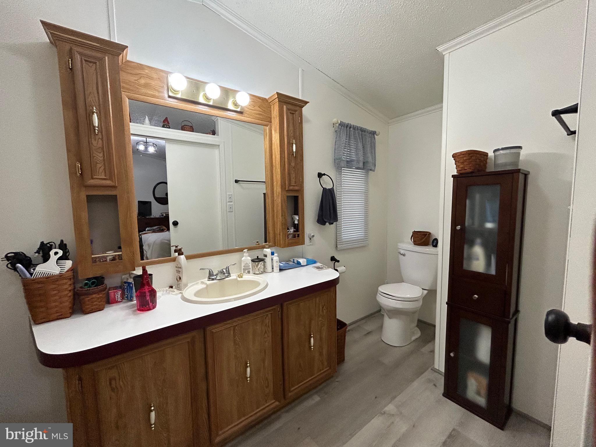 PALMDALE MOBILE HOME PARK - Residential