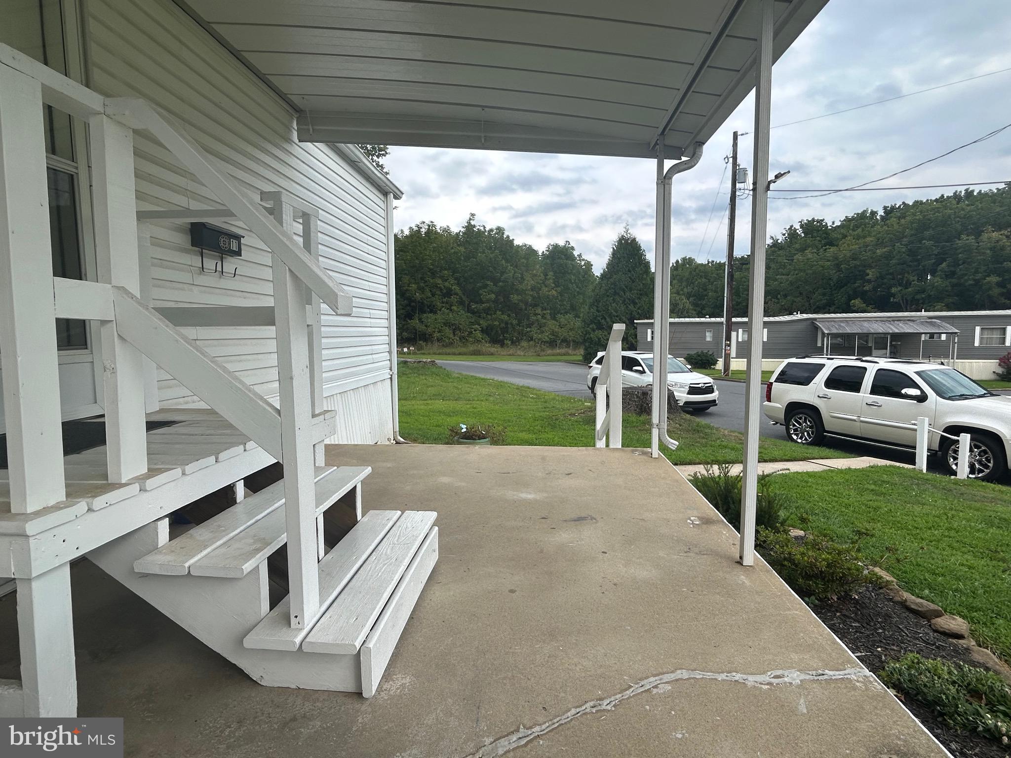 PALMDALE MOBILE HOME PARK - Residential