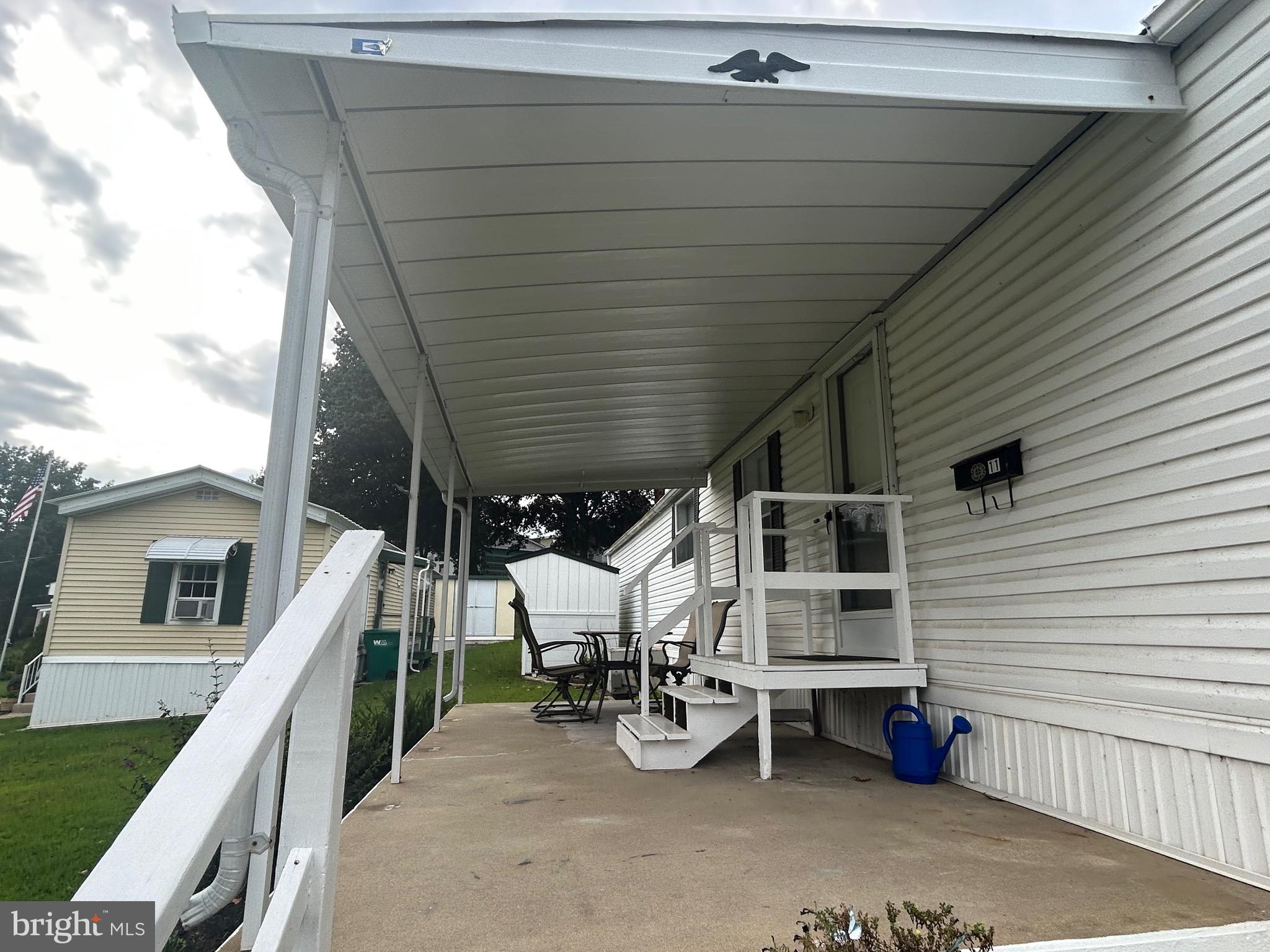 PALMDALE MOBILE HOME PARK - Residential