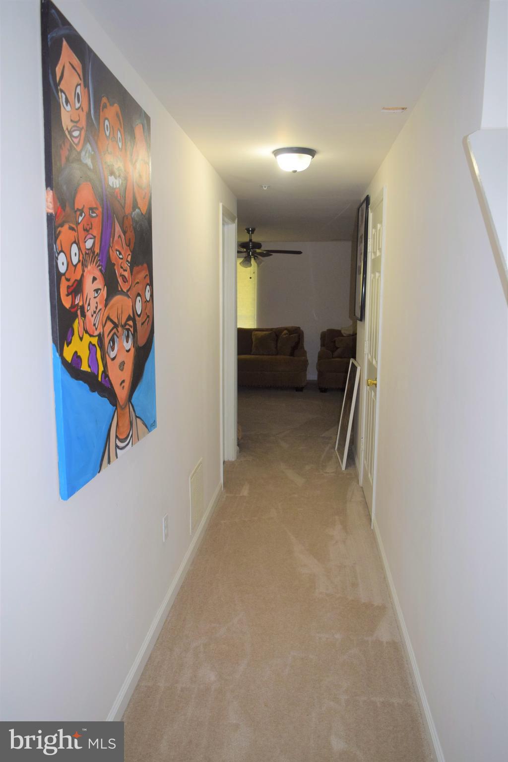 HARFORD TOWN - Residential Lease