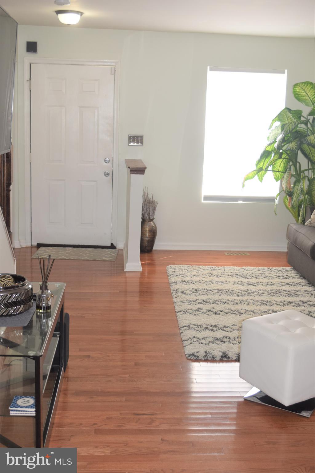 HARFORD TOWN - Residential Lease