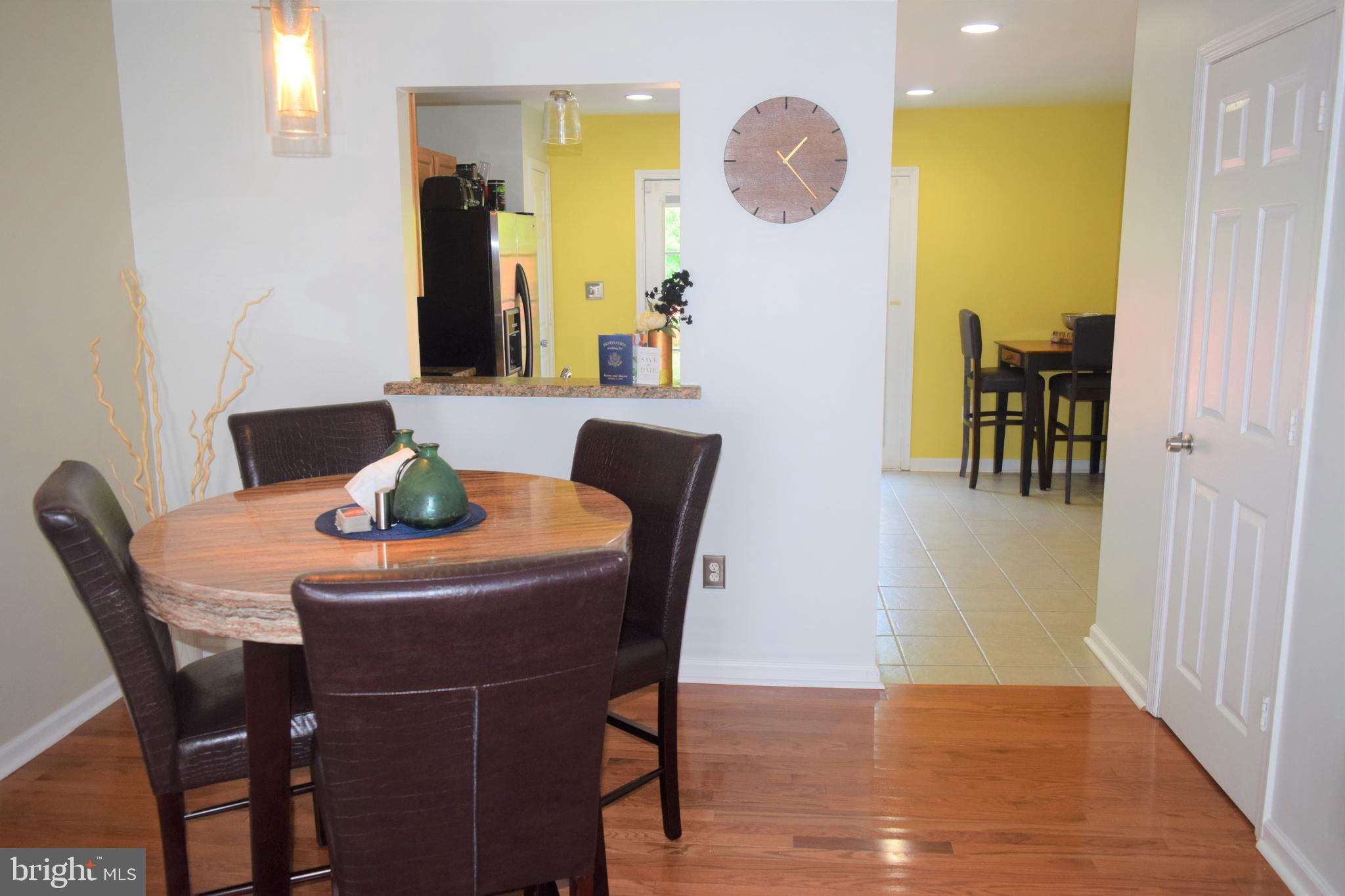 HARFORD TOWN - Residential Lease