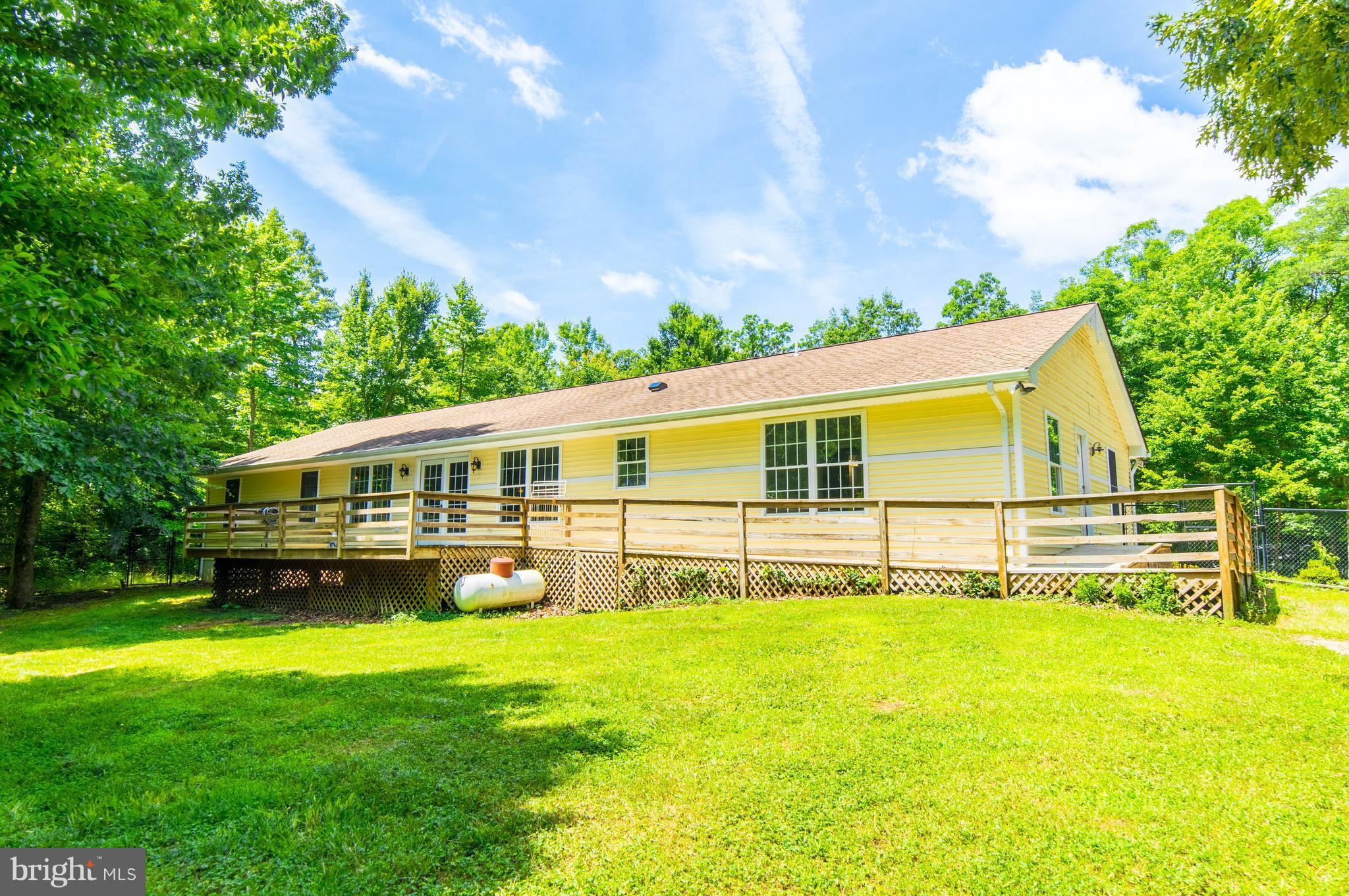 WOODLAND ACRES - Residential Lease