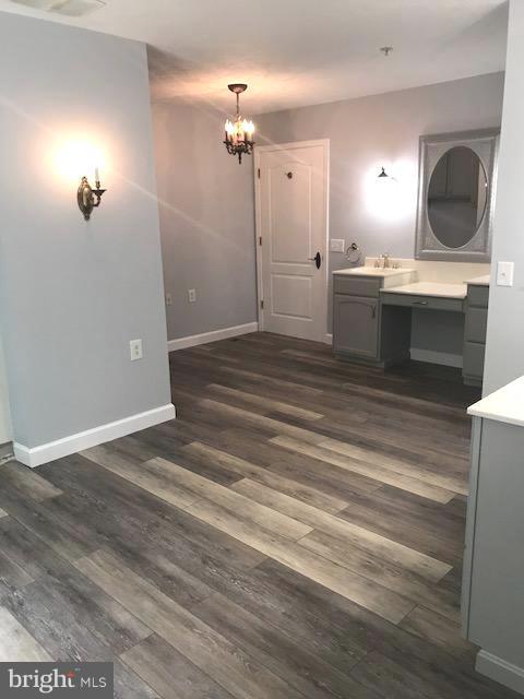 WOODLAND ACRES - Residential Lease