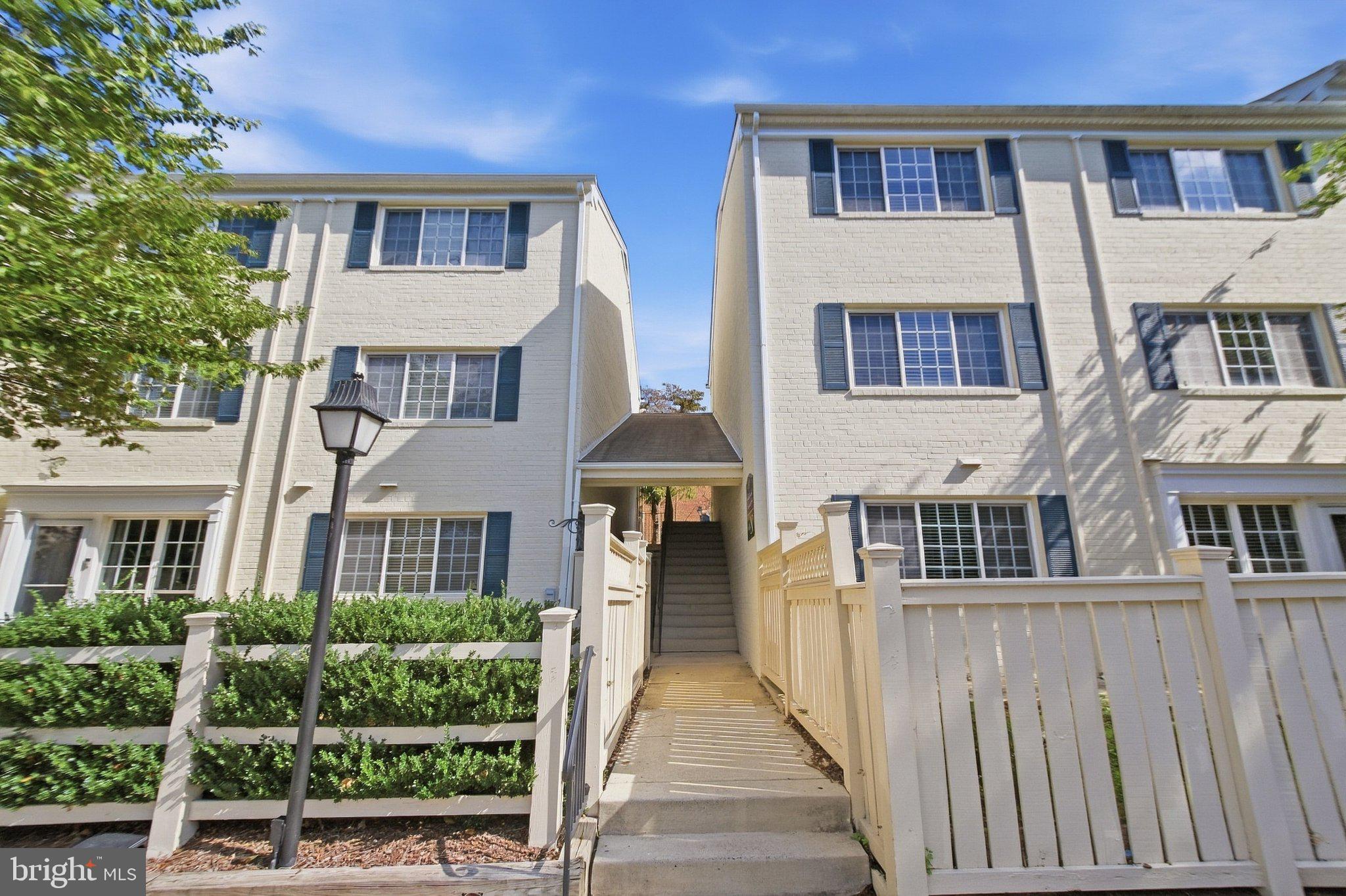 1407 N VAN DORN STREET NW B