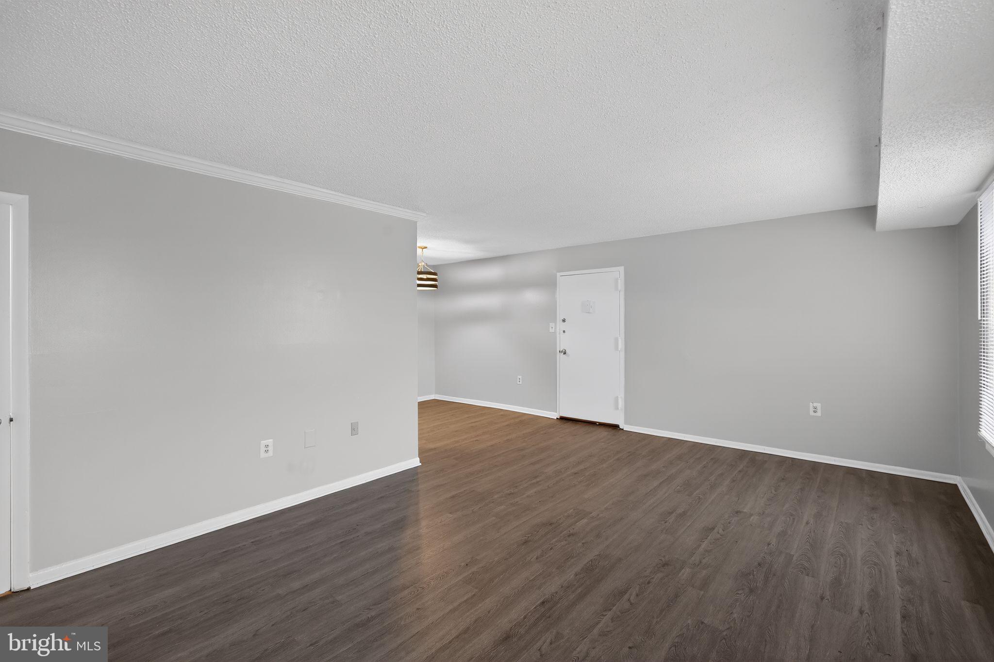 SWANN HILL CONDOMINIUMS - Residential