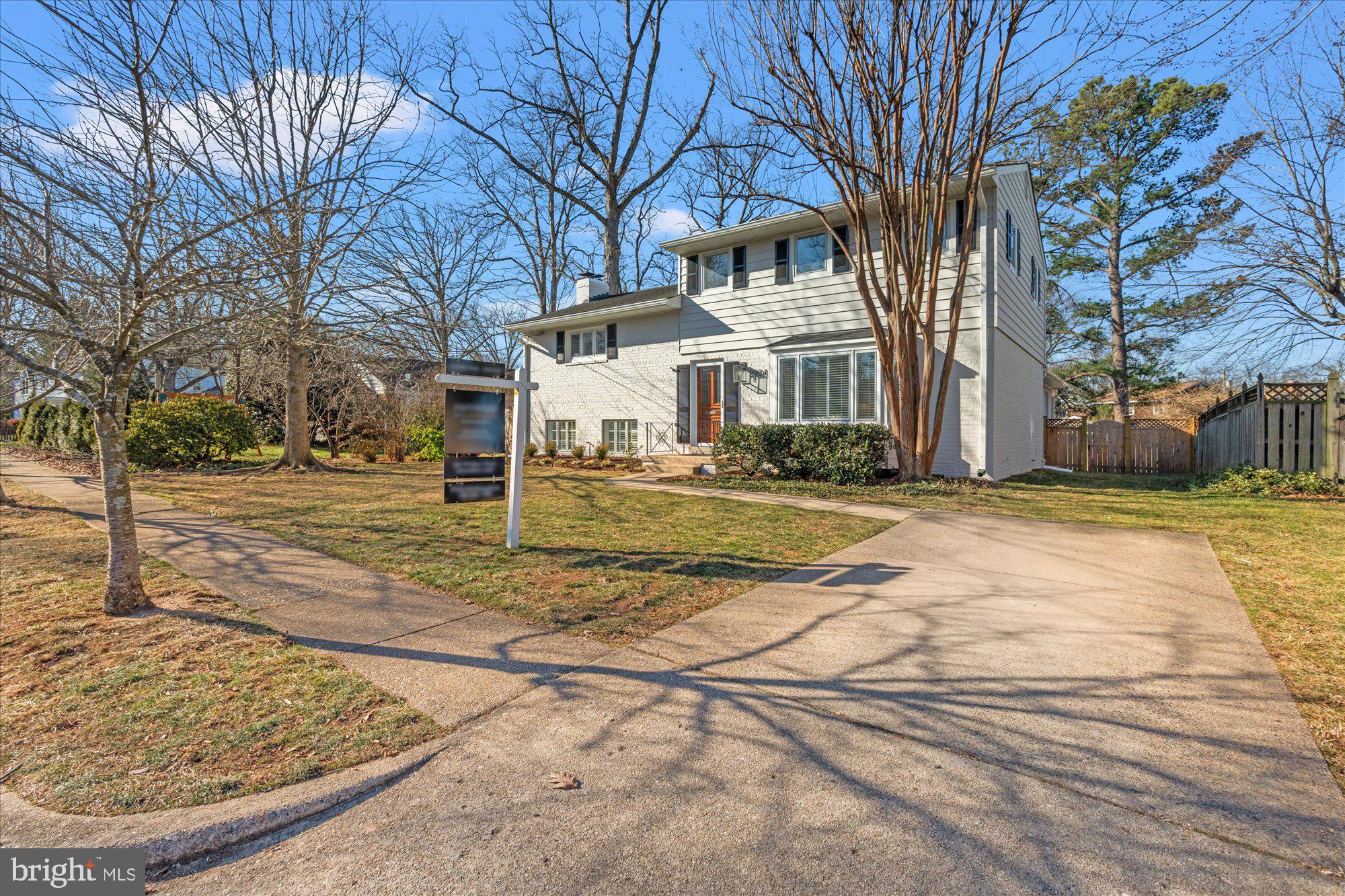 BEVERLEY ESTATES - Residential