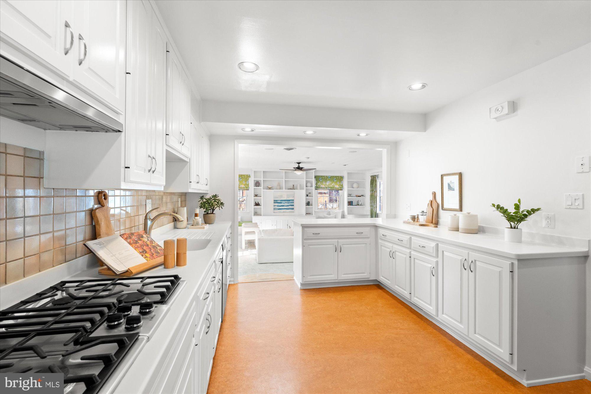 BEVERLEY ESTATES - Residential