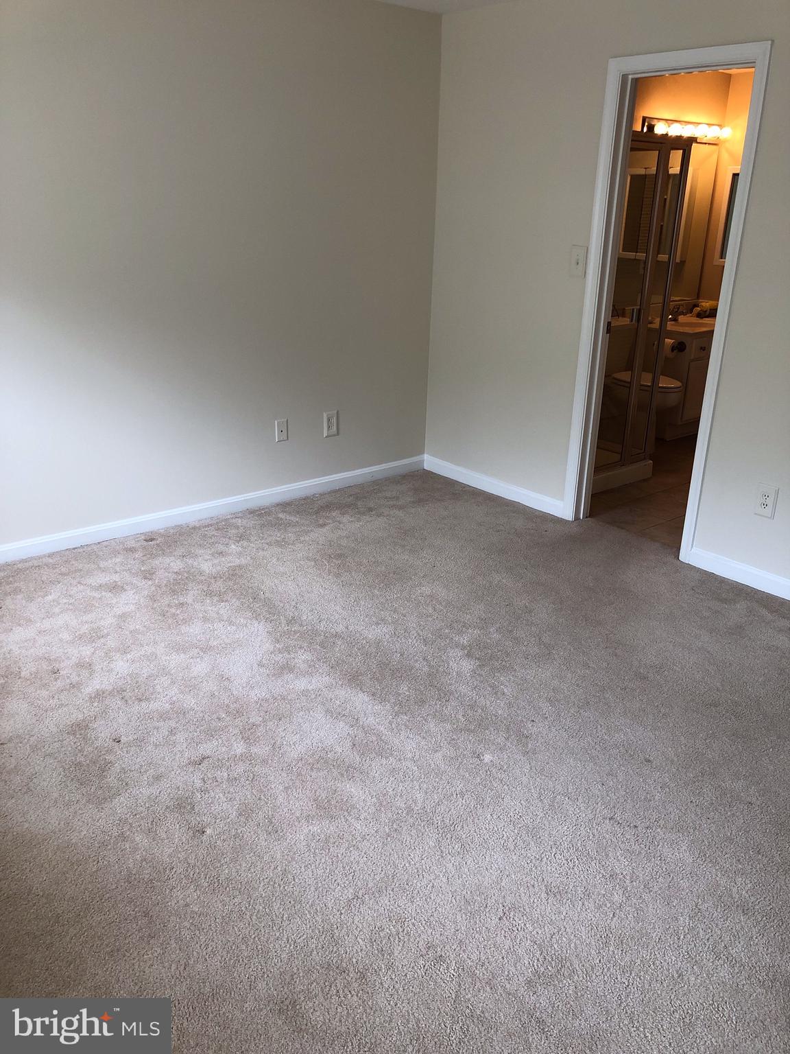 FALLS GABLE - Residential