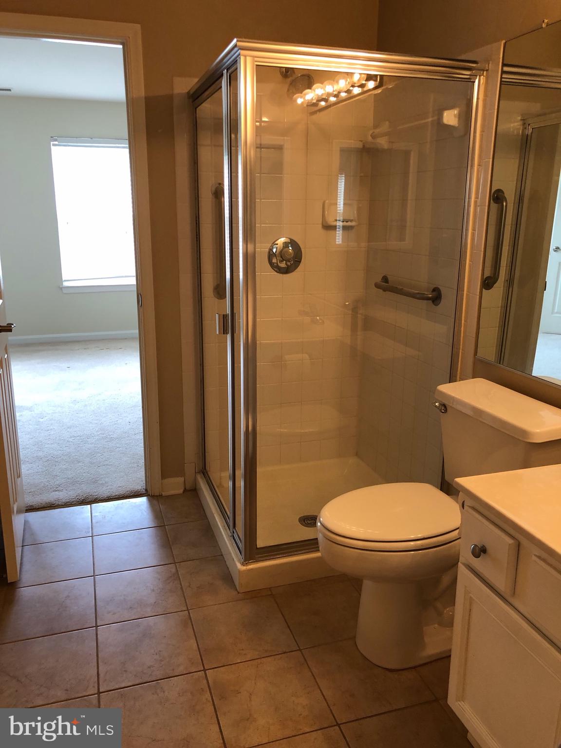 FALLS GABLE - Residential